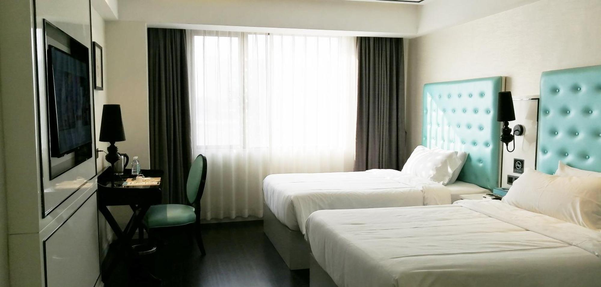 Xana Elegant Shixi Metro Station Branch 4*