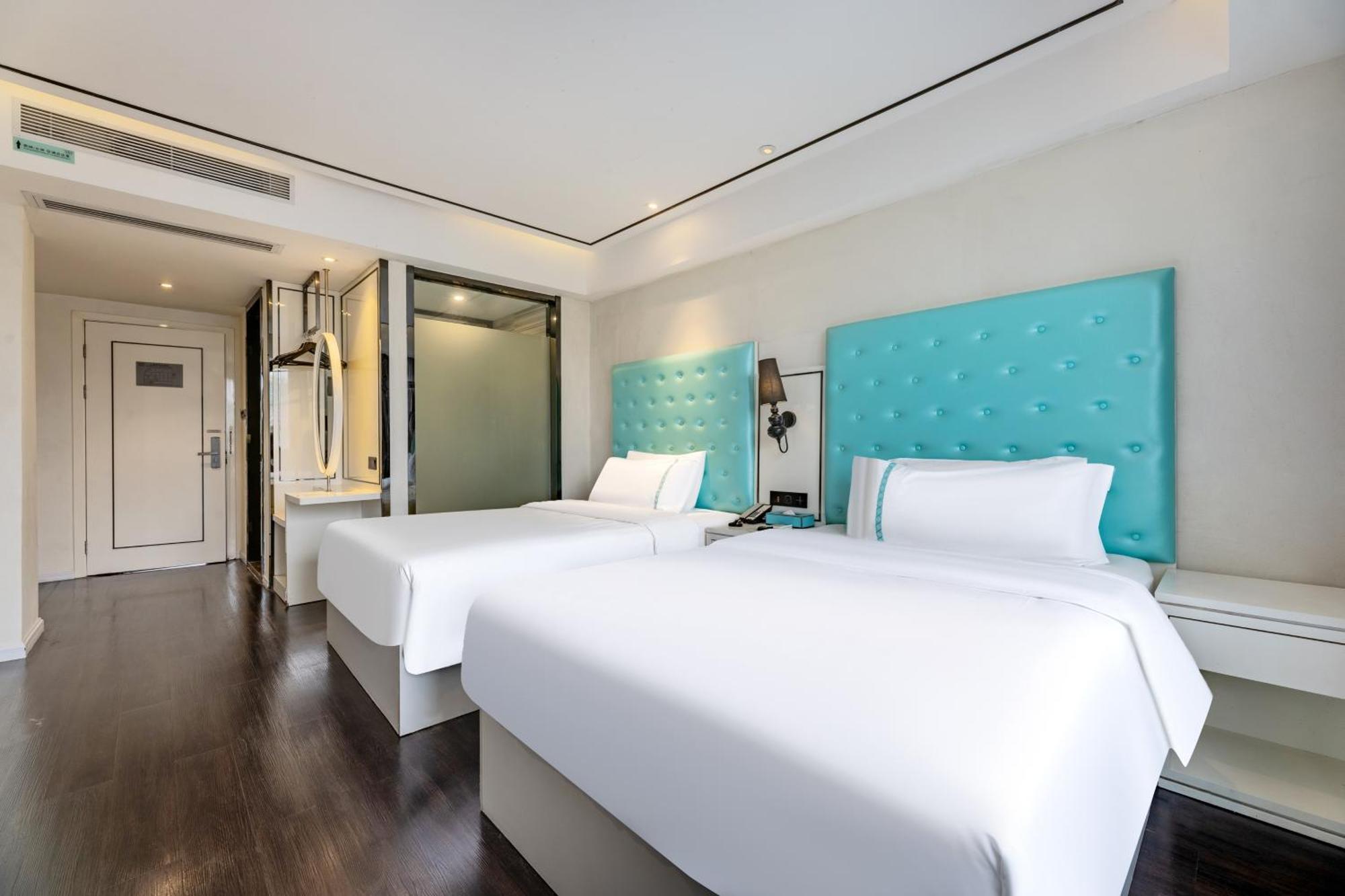 Xana Elegant Shixi Metro Station Branch 4* Guangzhou