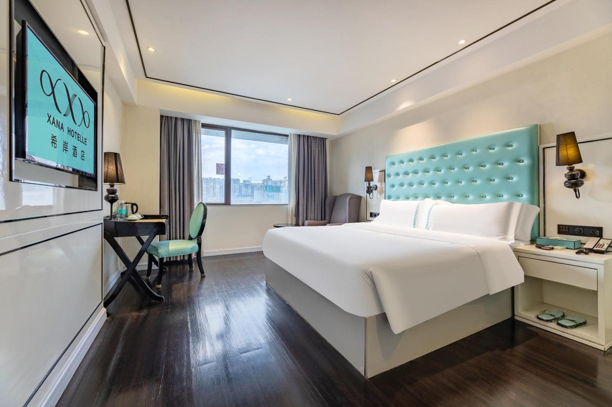 Xana Elegant Shixi Metro Station Branch 4*