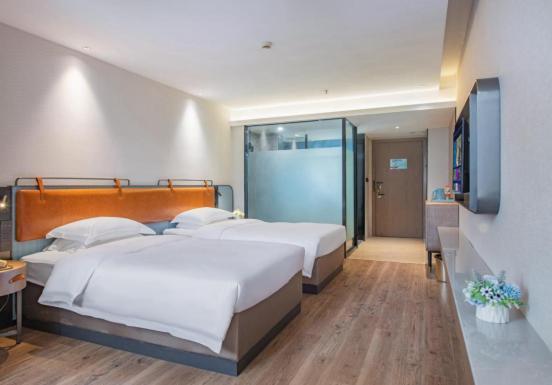 Echarm Jiahe Helong Branch Hotel 3*