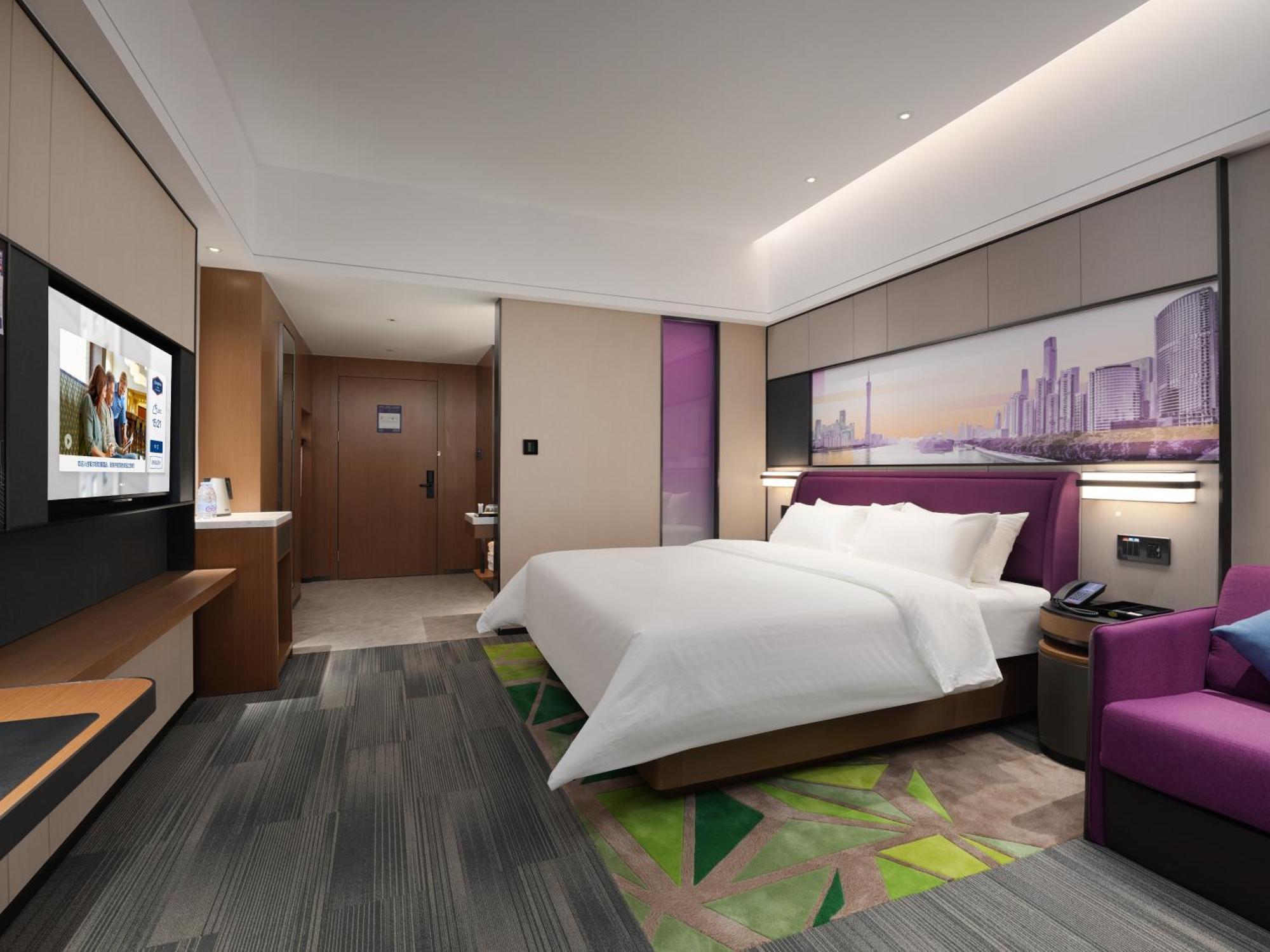 Hampton By Hilton Wenchong Hotel
