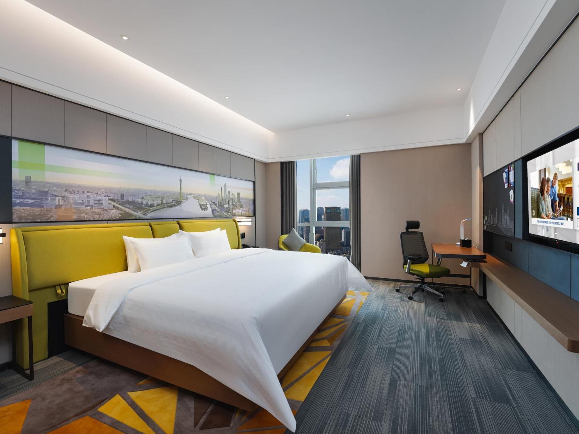 Hotel Hampton By Hilton Wenchong 4*