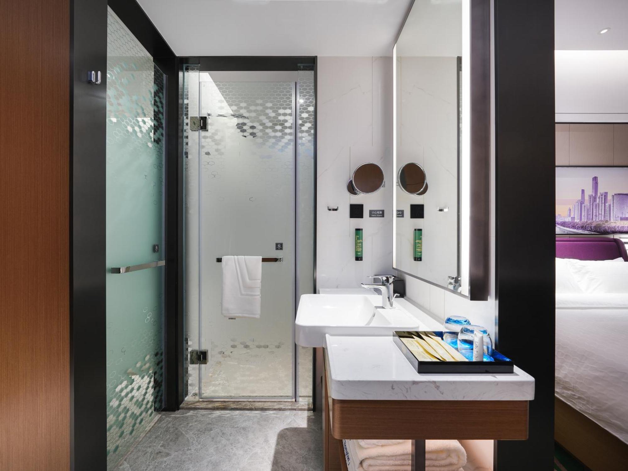 Hotel Hampton By Hilton Wenchong