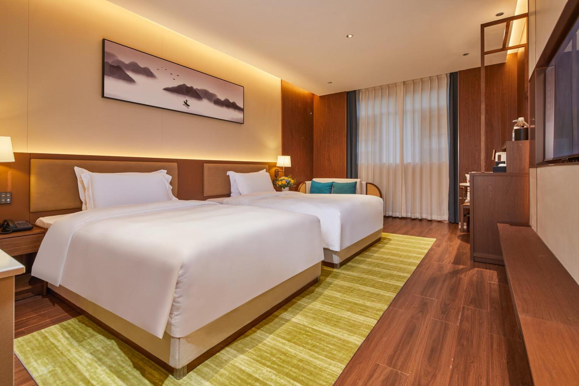 Hotel Guangdong Hot Spring 4*