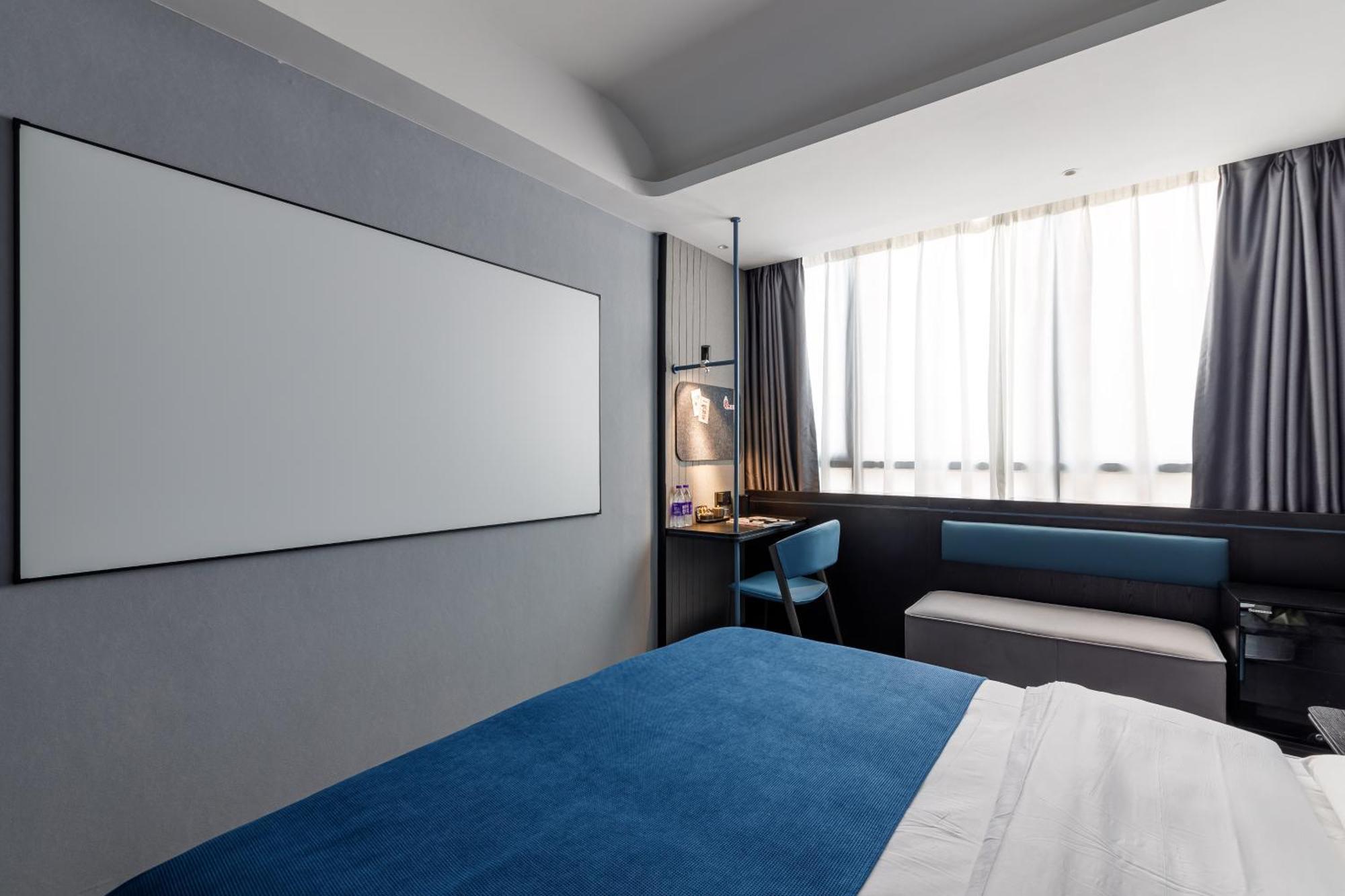 Bil Travel Nanfang Hospital Tonghe Subway Station Branch Hotel