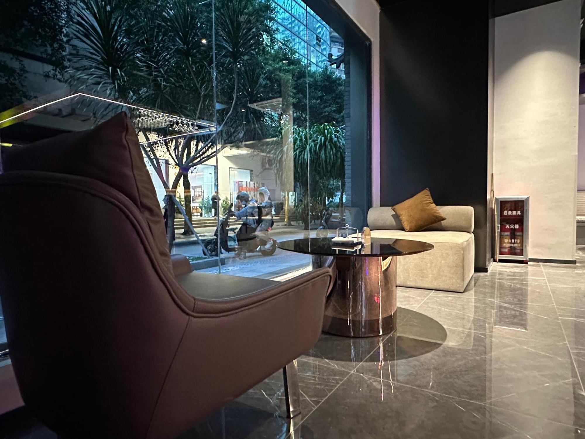 Citynote - Donghu Metro Station Pearl River Night Tour Dashatou Pier Shop Hotel 3*