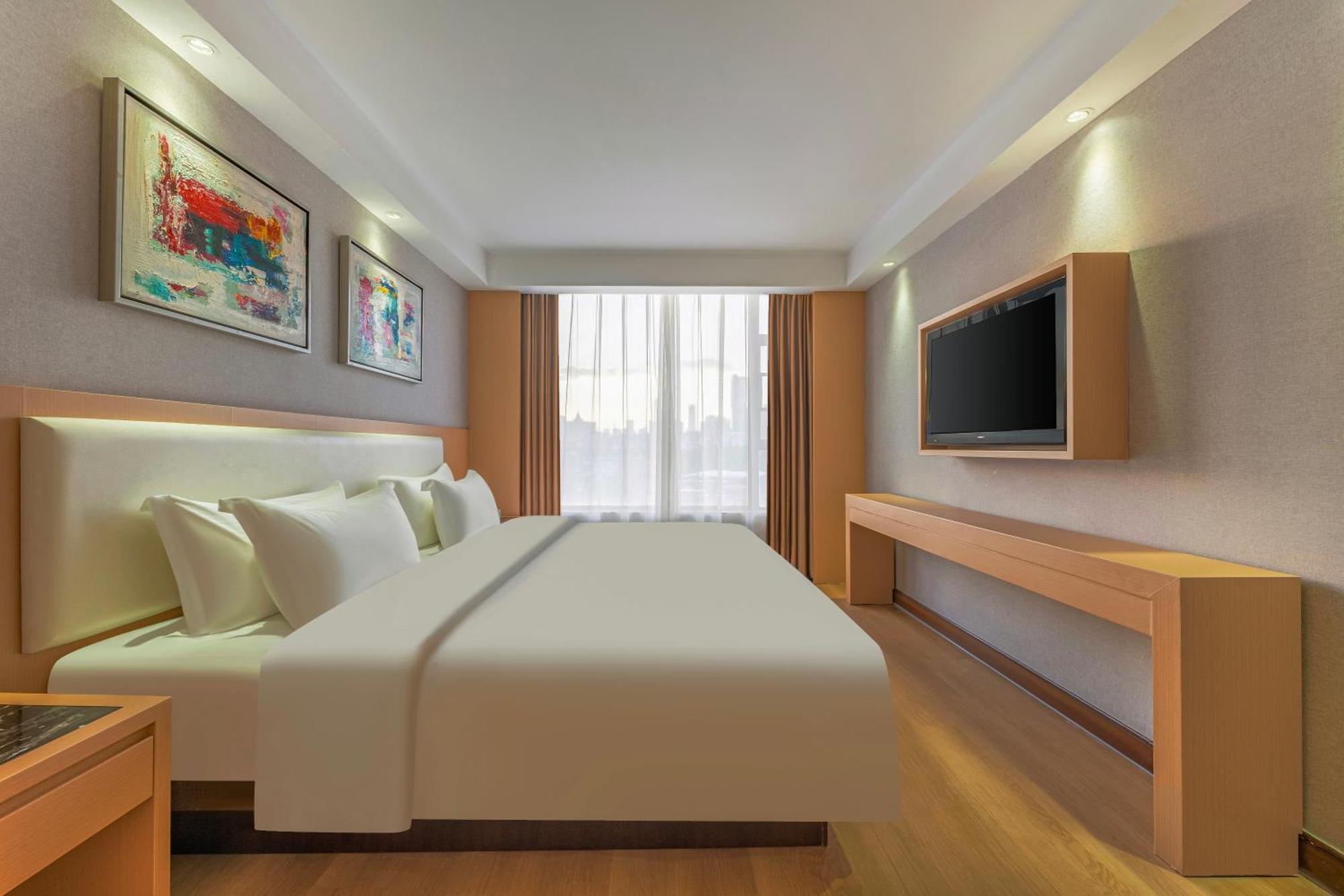 Ming Yue Hotel 4*