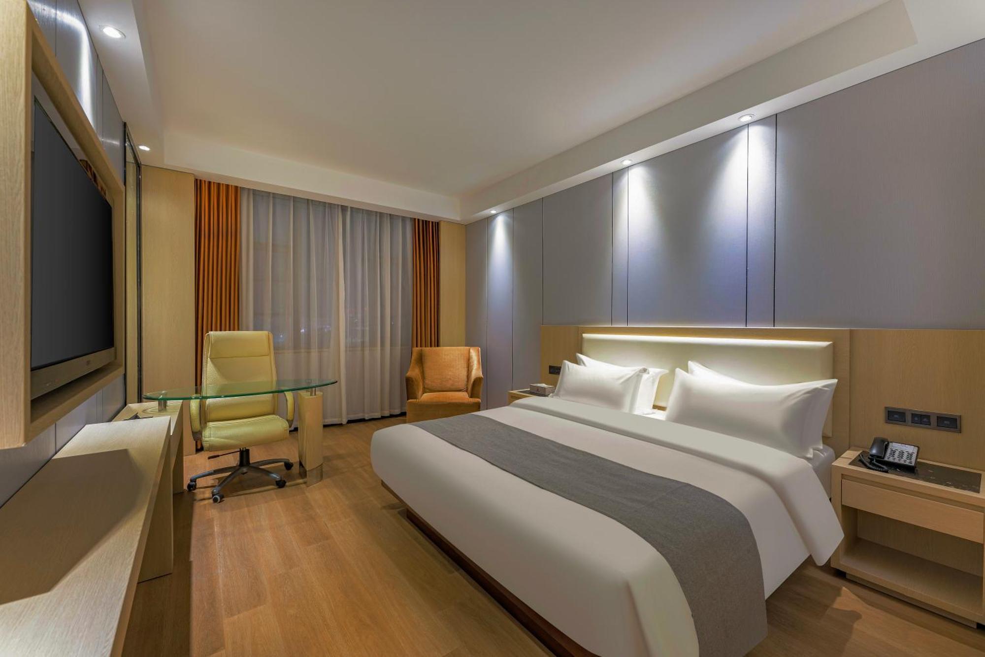 Hotel Ming Yue 4*