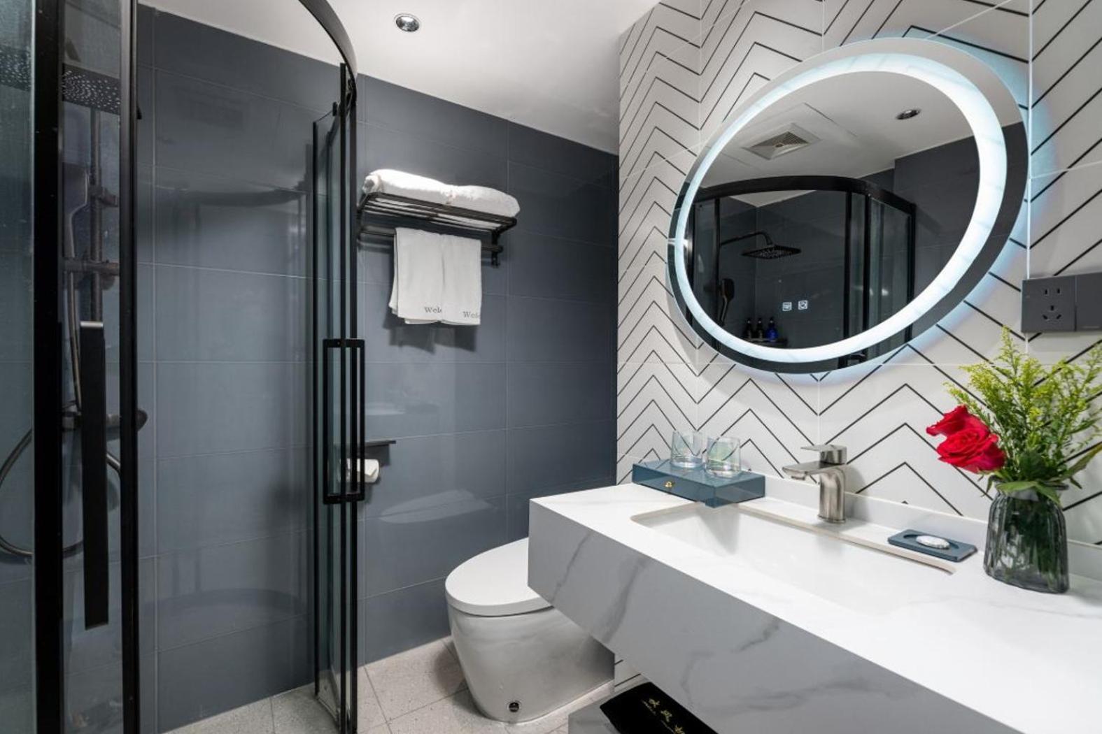 Shijia Luo - Beijing Road Pedestrian Street Hotel Guangzhou
