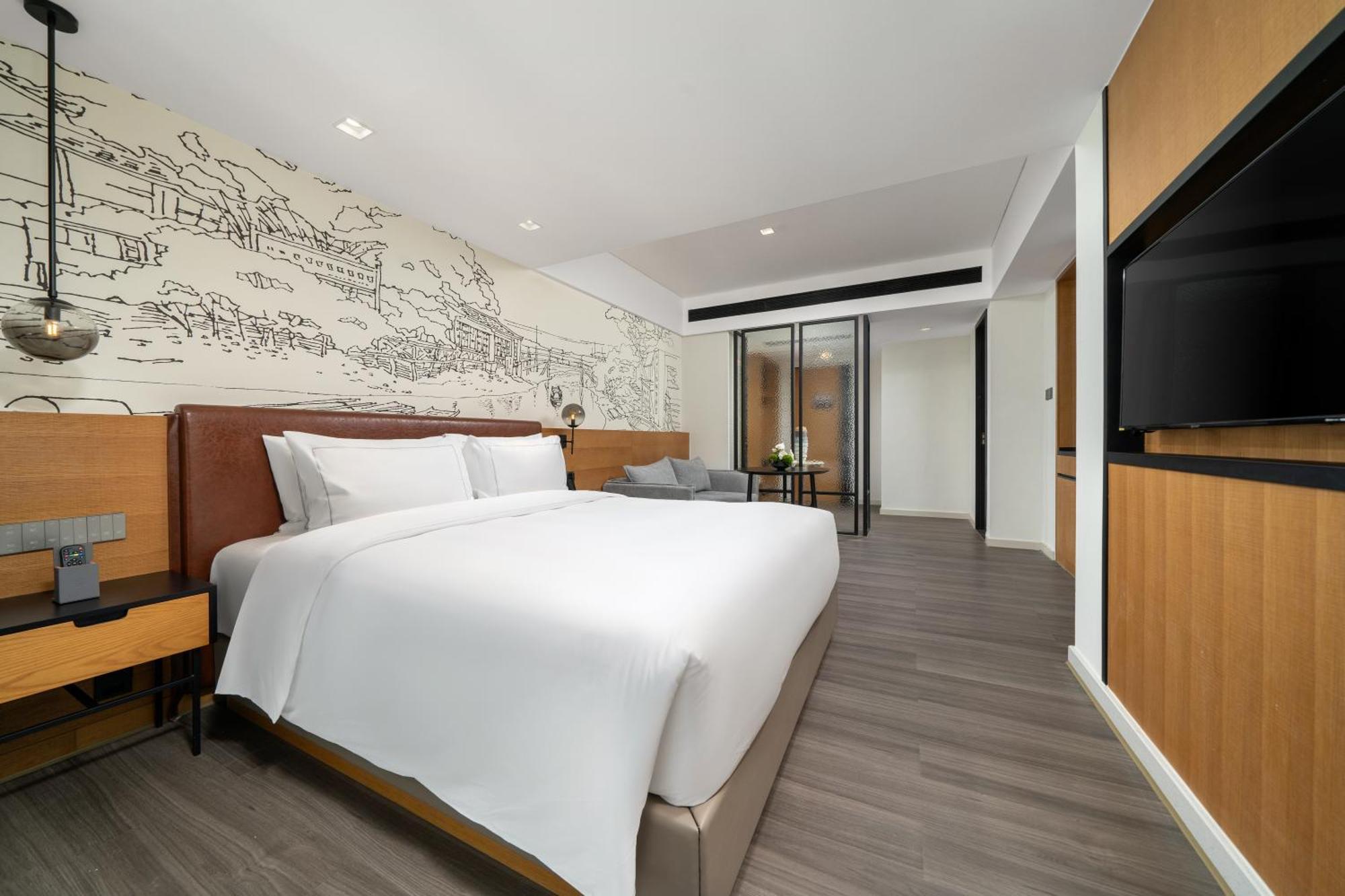 Urcove By Hyatt Tower Exhibition Center-registration Counter And Free Shuttle Bus Available During Fair Period 4* Guangzhou