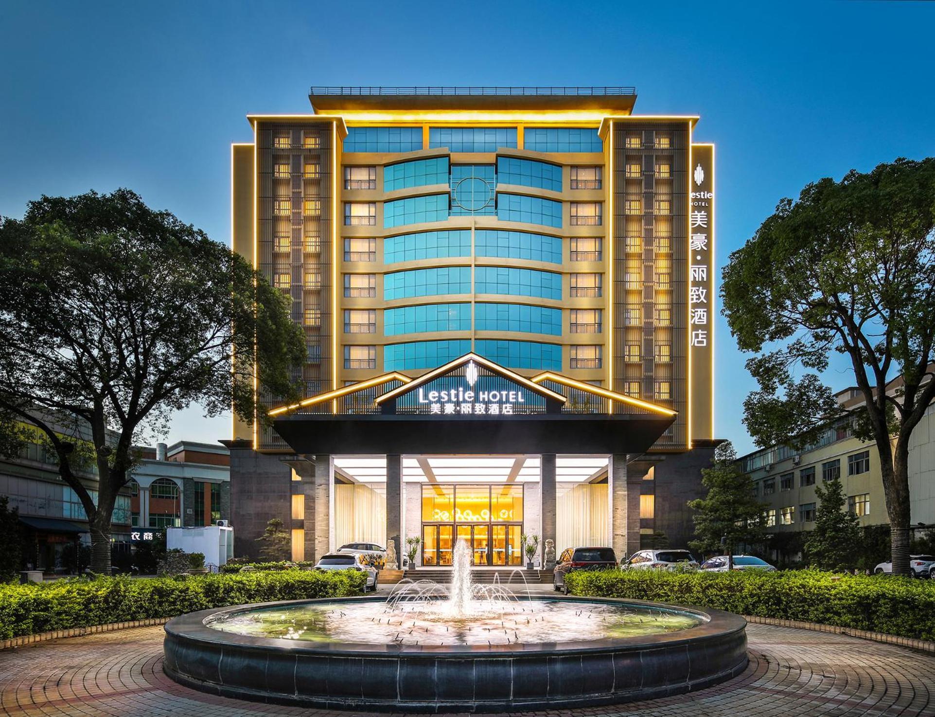 Mehood Lestie International Nancun Wanbo Metro Station Branch - Free Shuttle Bus To Fair Complex During Fair Period & Free Breakfast & Free Afternoon Tea & Free Midnight Snack & Free Vpn Internet Access Hotel Guangzhou