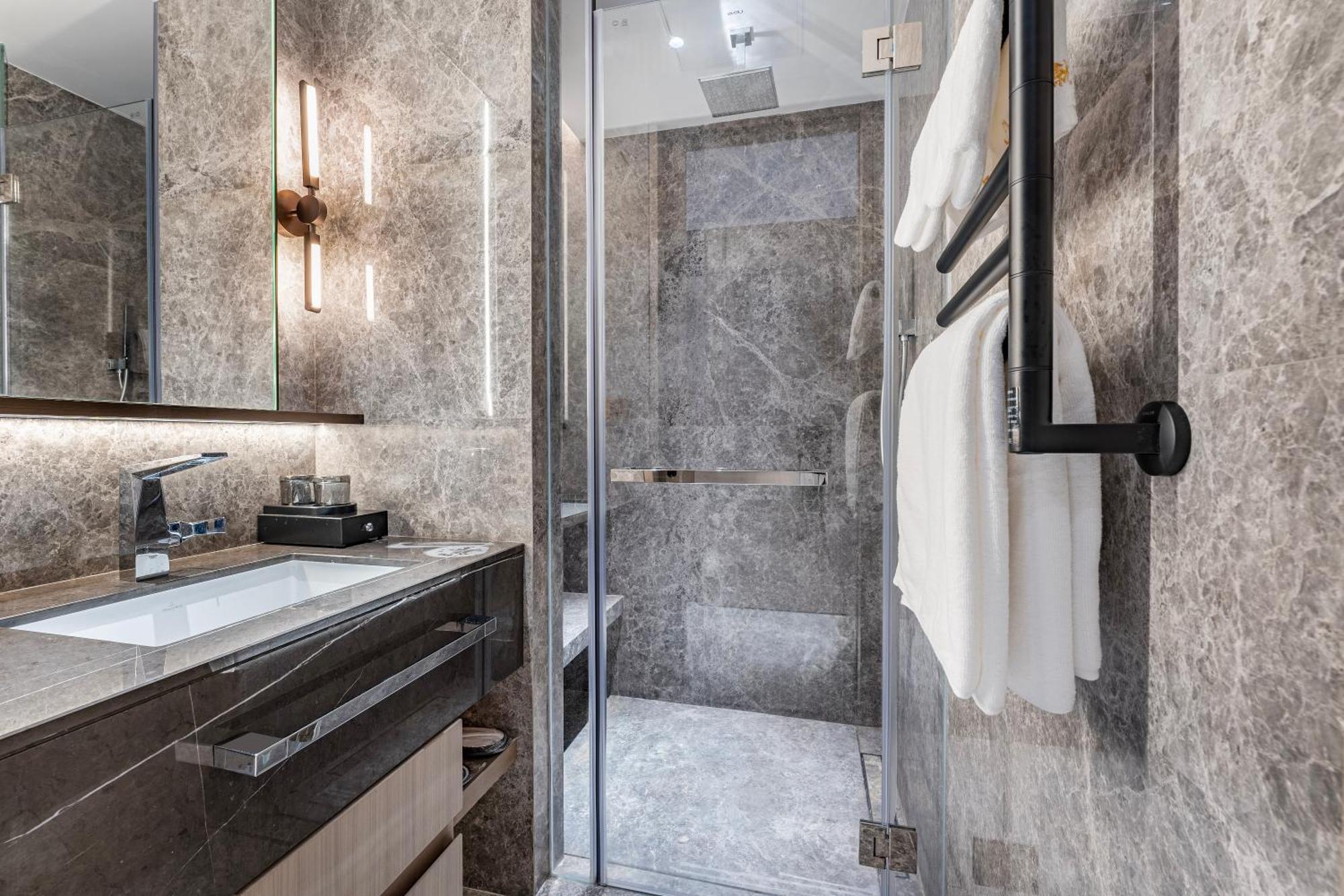 Baiyue - Zhujiang New Aparthotel 2*