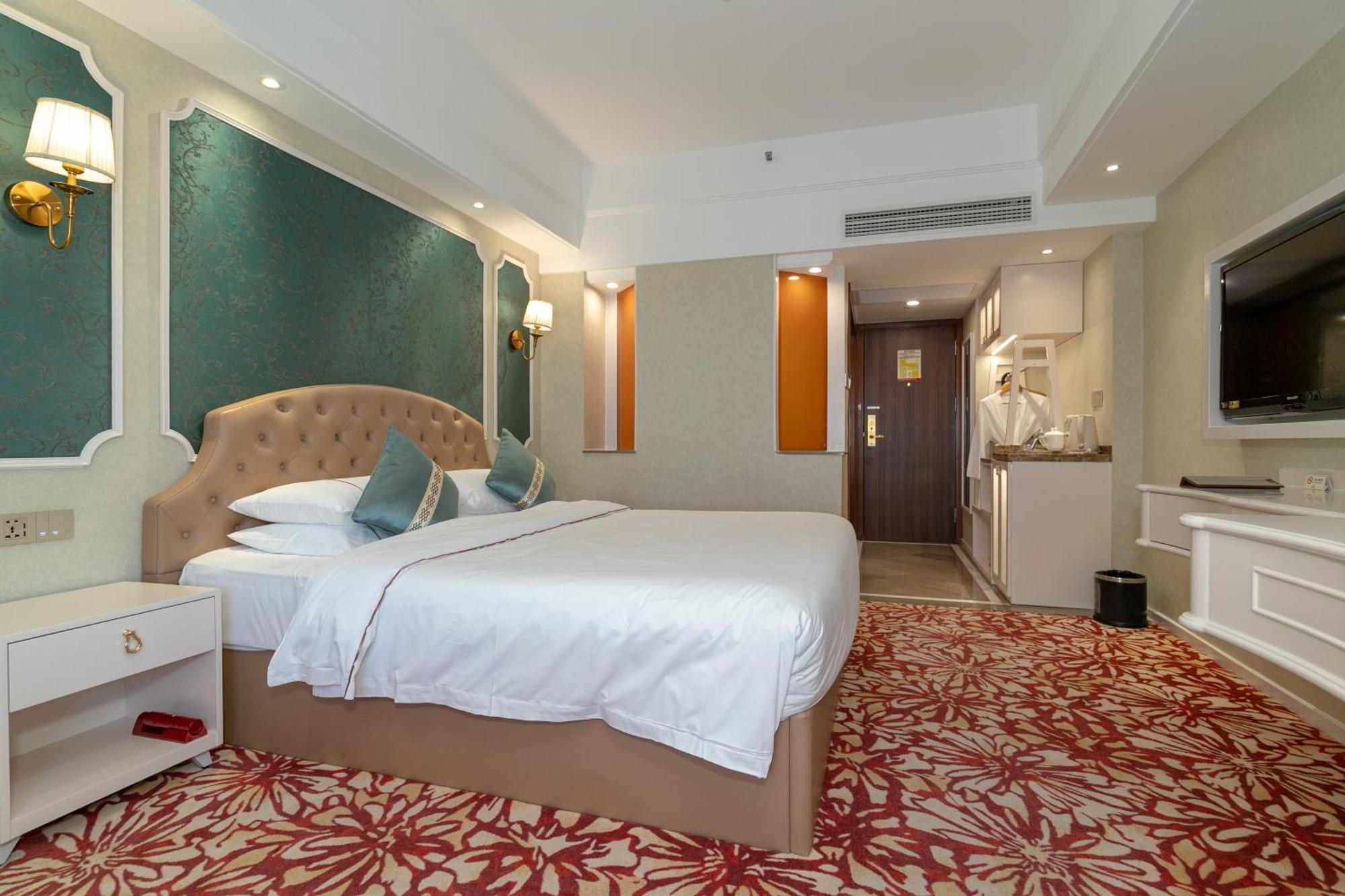 Hotel Guangdong Victory - Free Shuttle Bus To Exhibition Center During Fair 4*