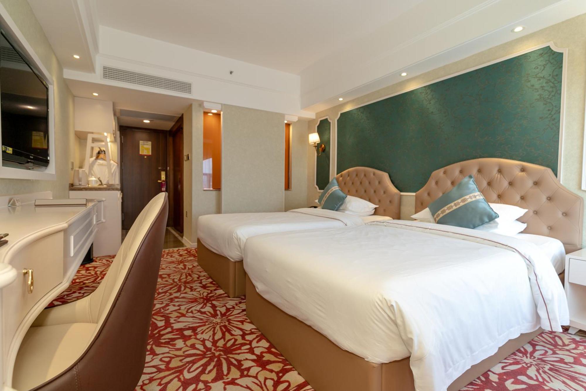 Hotel Guangdong Victory - Free Shuttle Bus To Exhibition Center During Fair 4*