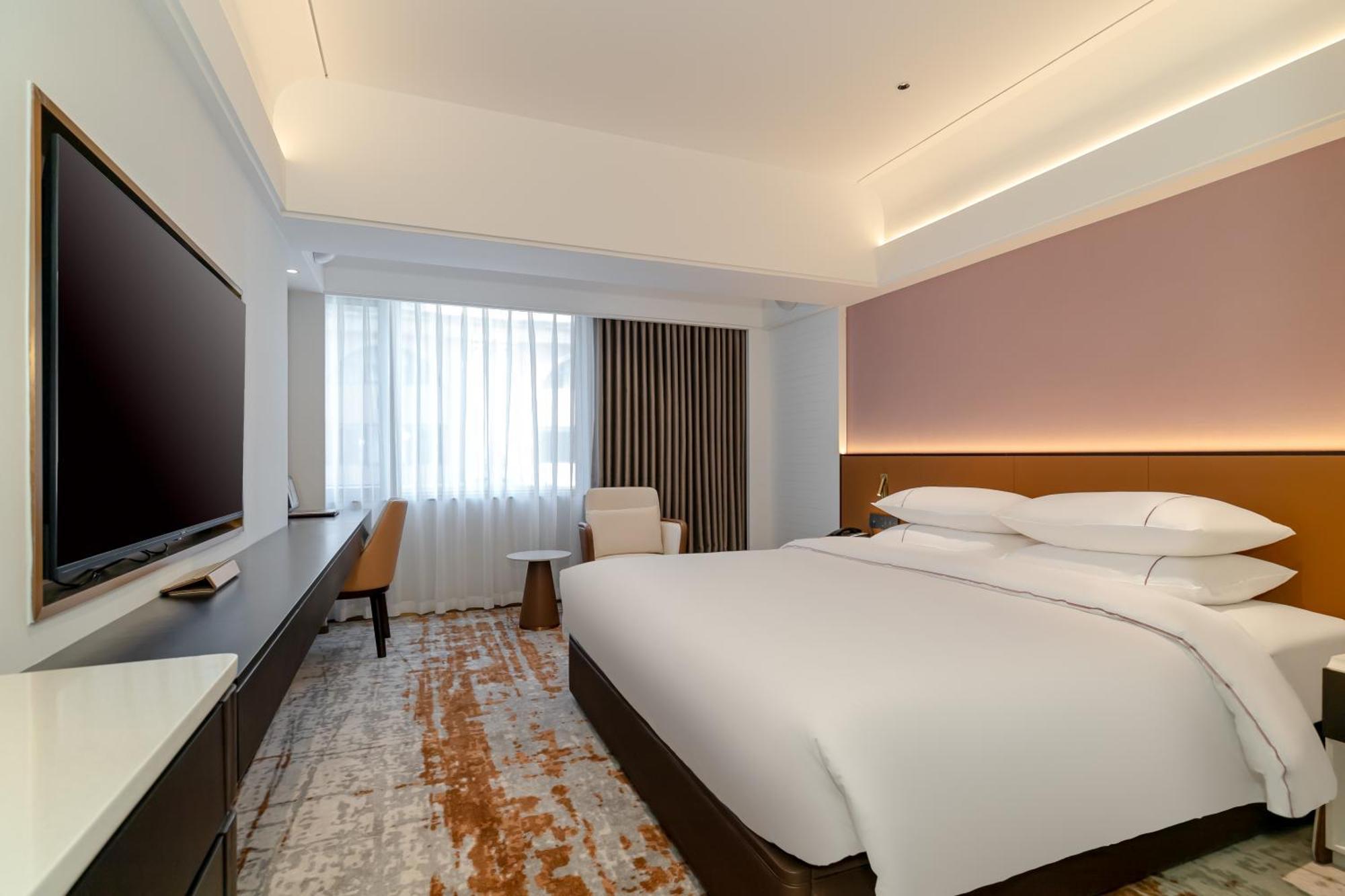 Hotel Guangdong Victory - Free Shuttle Bus To Exhibition Center During Fair 4*