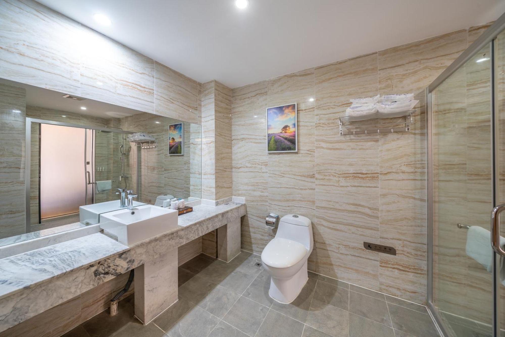 Hotel Meijian Huangpu Wanda Plaza Store 3*