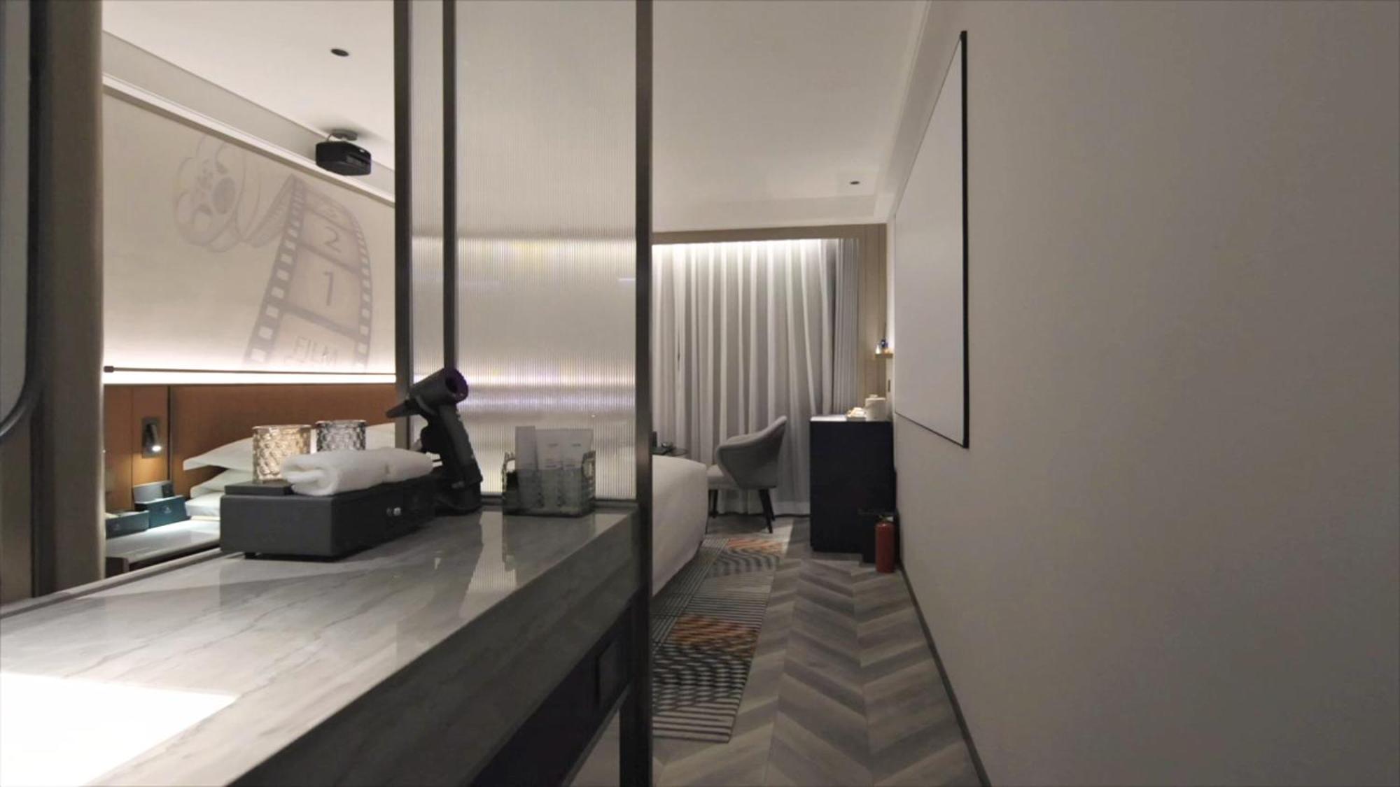 Elegant Pazhou Convention And Exhibition Center Tianhe Park Branch - Free Shuttle Bus To Fair Complex During Fair Period & Overseas Buyers Registration Service Hotel 5*