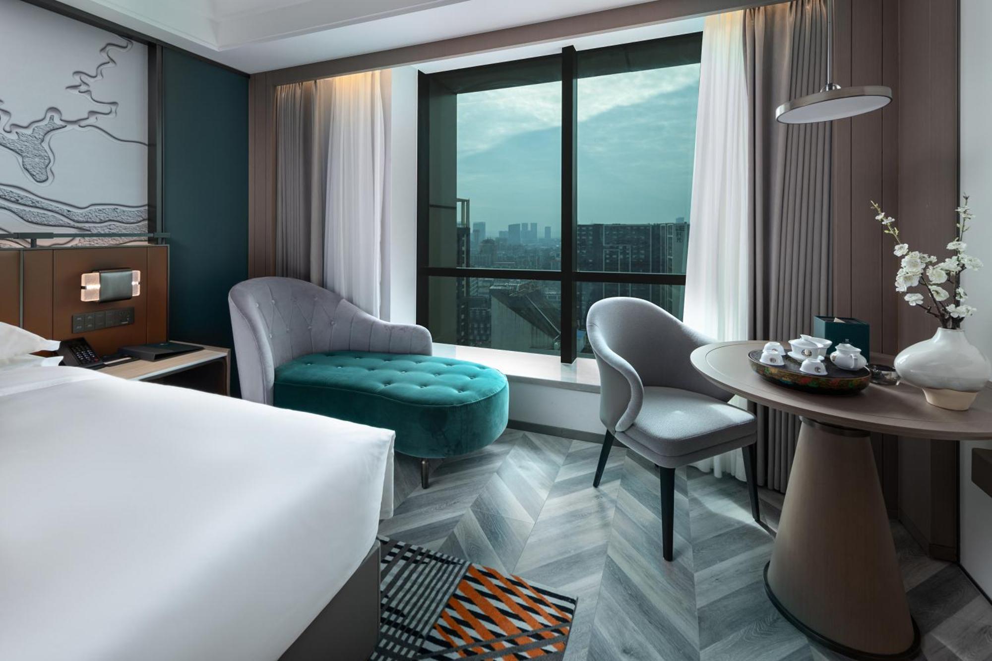Hotel Elegant Pazhou Convention And Exhibition Center Tianhe Park Branch - Free Shuttle Bus To Fair Complex During Fair Period & Overseas Buyers Registration Service