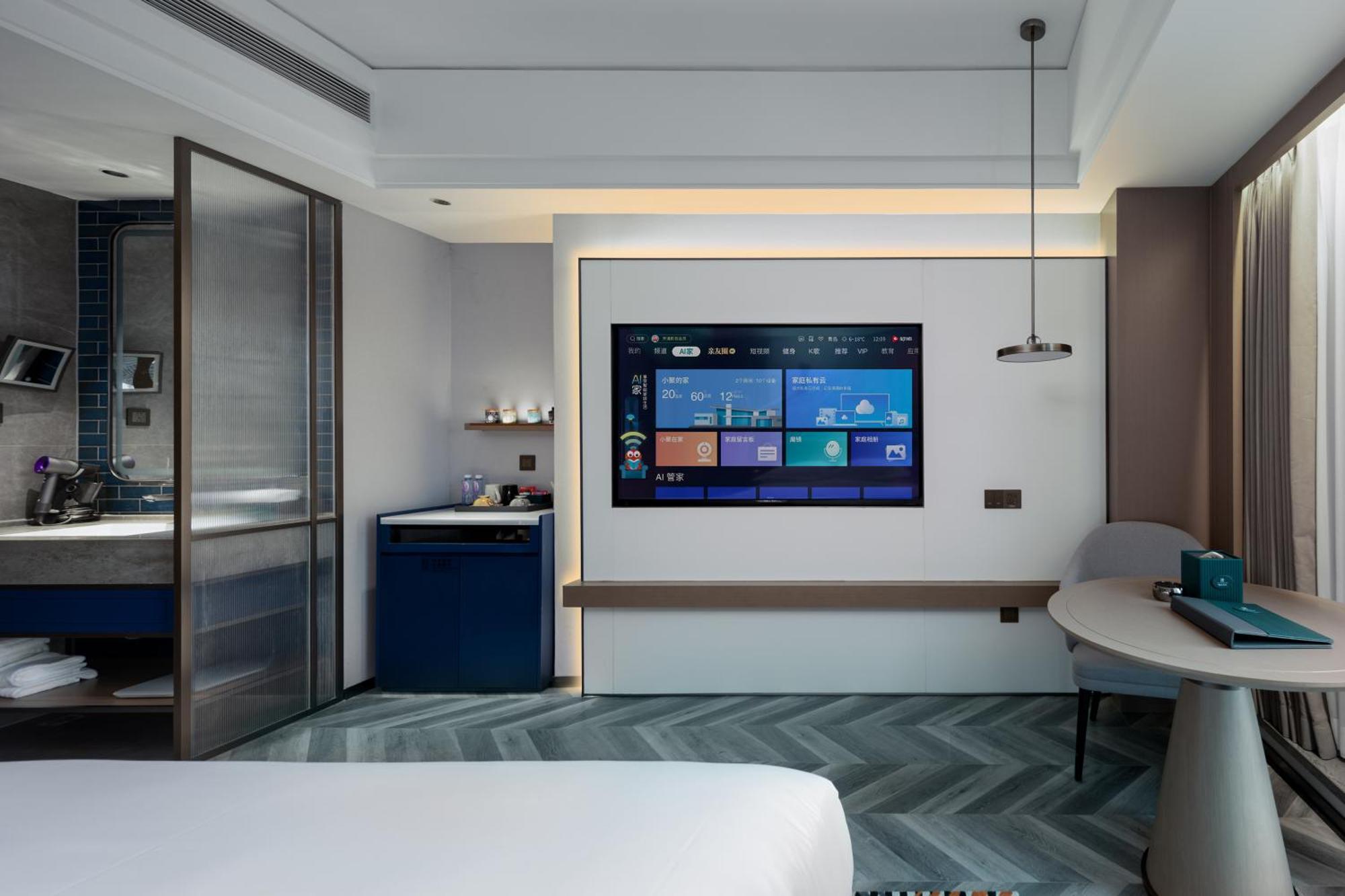 Hotel Elegant Pazhou Convention And Exhibition Center Tianhe Park Branch - Free Shuttle Bus To Fair Complex During Fair Period & Overseas Buyers Registration Service 5*