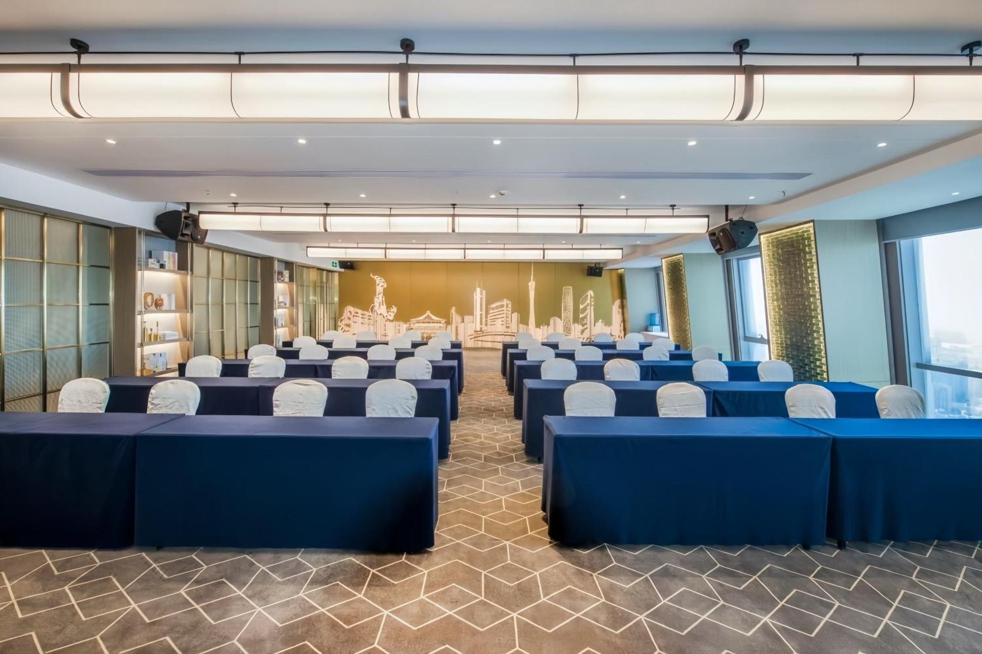 Hotel Echarm International Changgang Subway Station - Free Shuttle Bus To Fair Complex During Fair Period 4*