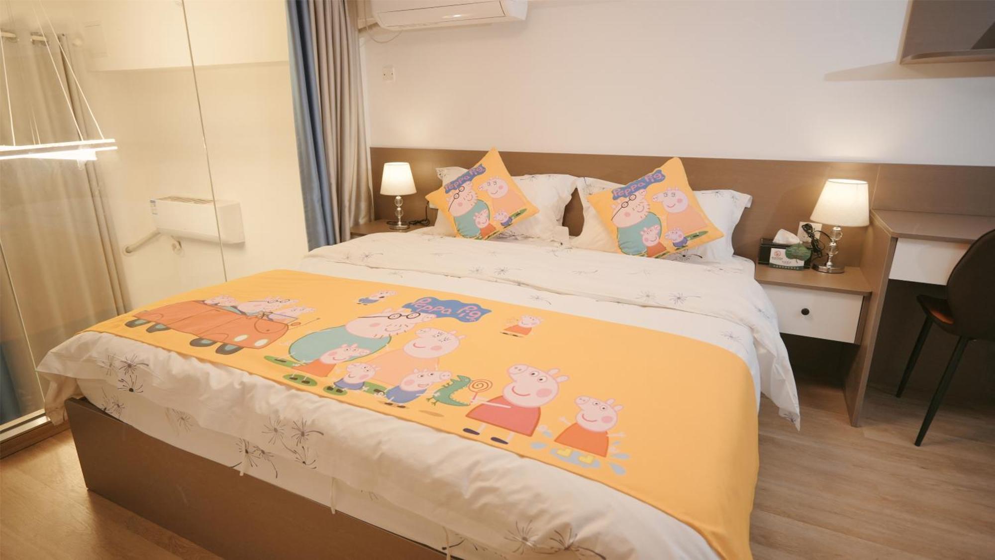 Aparthotel Serveyou International - Free Airport Pickup & Free Fair Shuttle & Paid Tour 3*