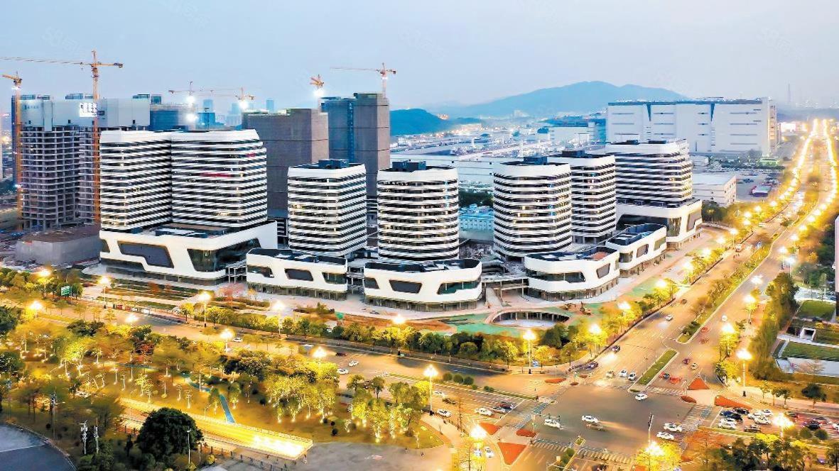 Hotel Serveyou International - Free Airport Pickup Service & Free Fair Shuttle Bus 3*