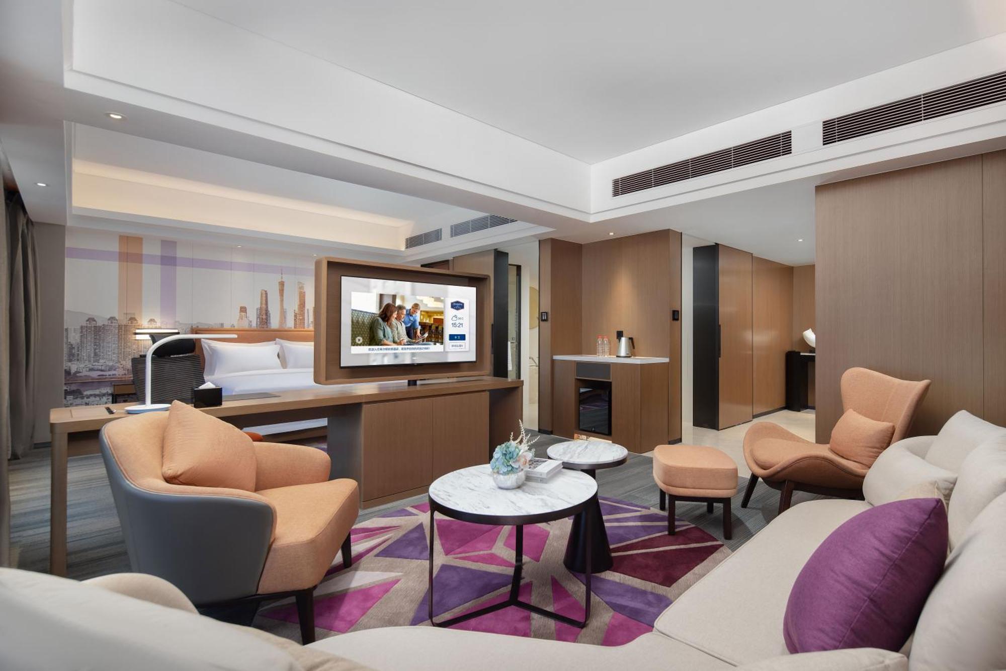 Hampton By Hilton Luoxi Hotel 4*