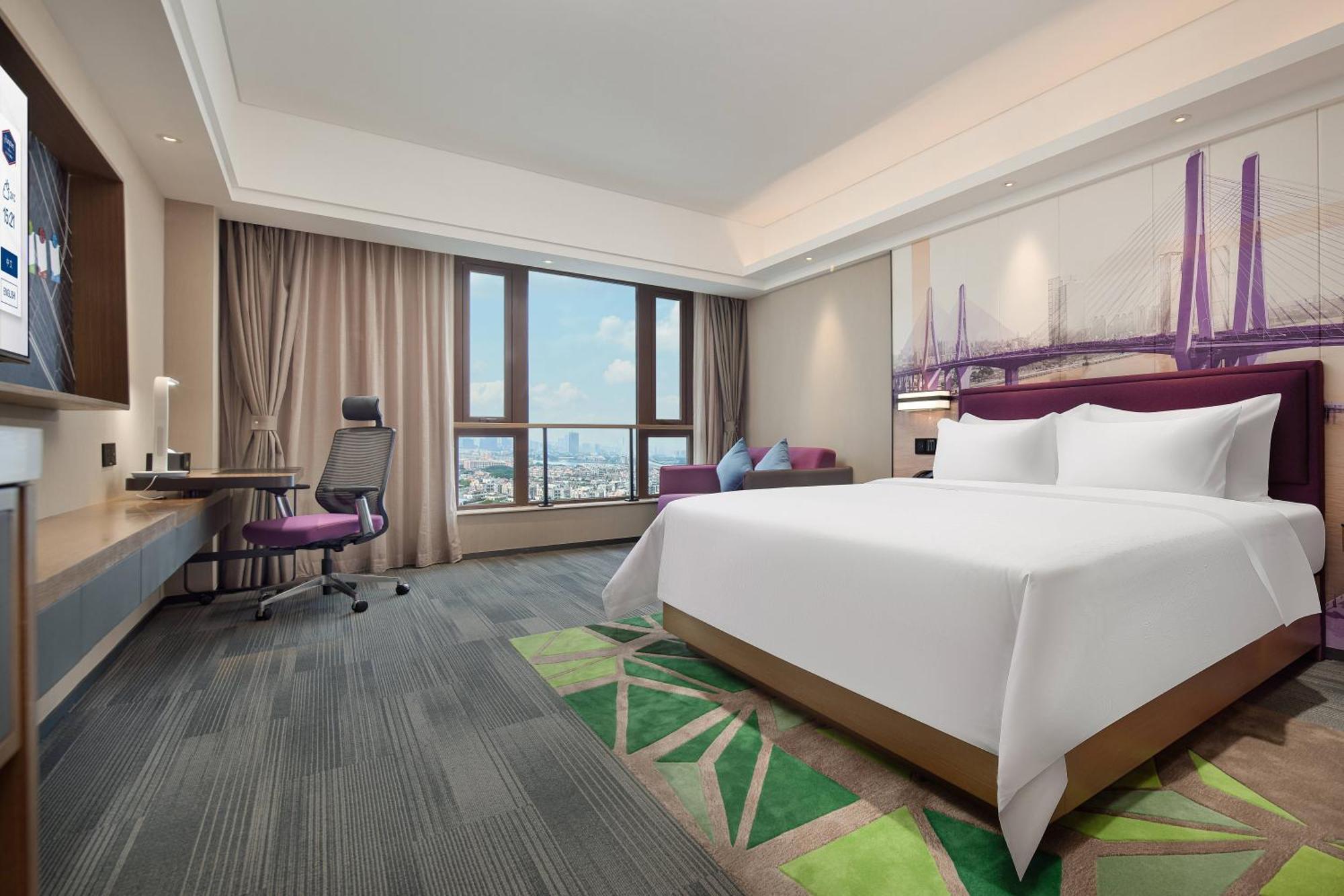 Hotel Hampton By Hilton Luoxi