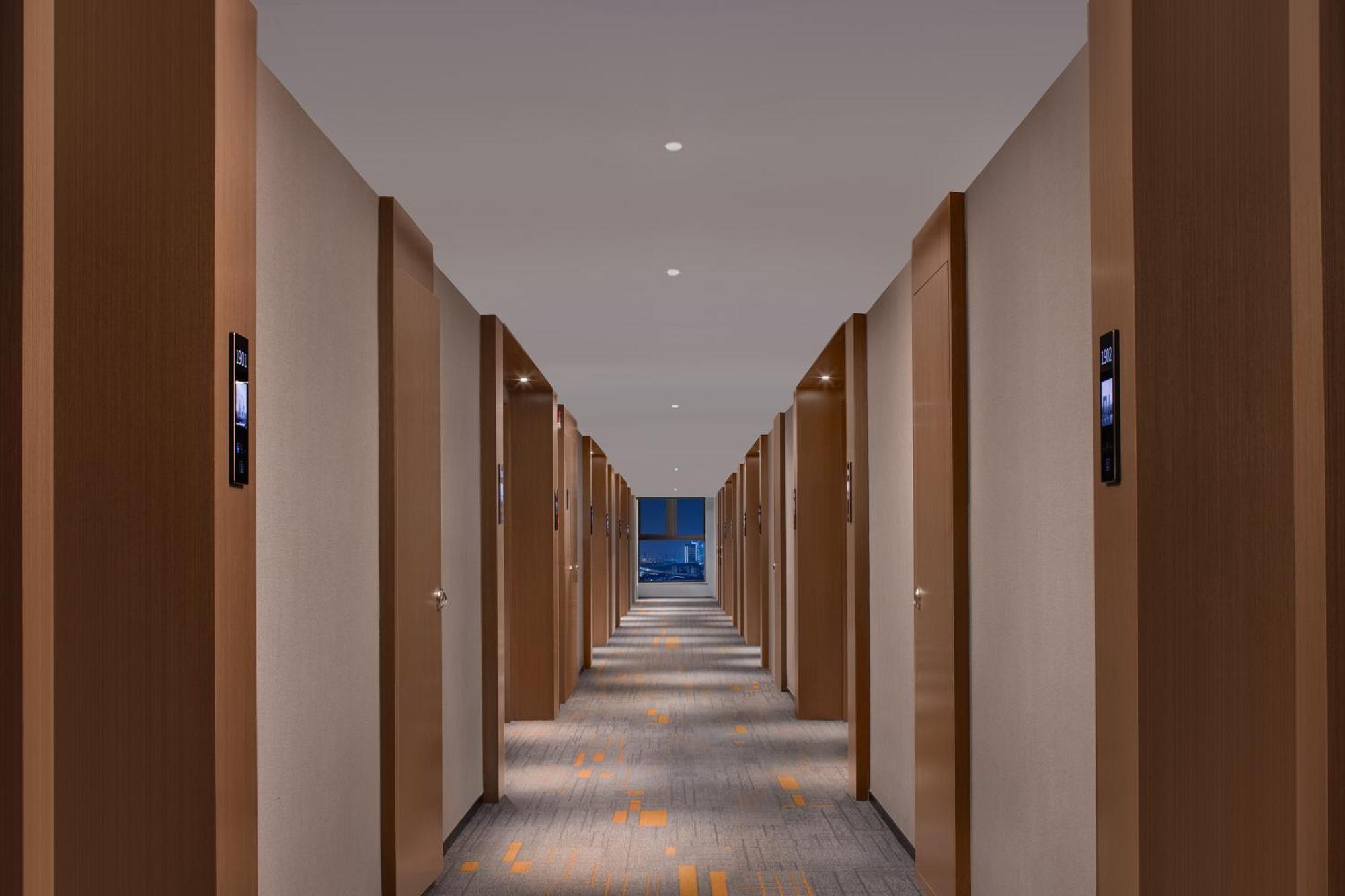 Hampton By Hilton Luoxi 4*
