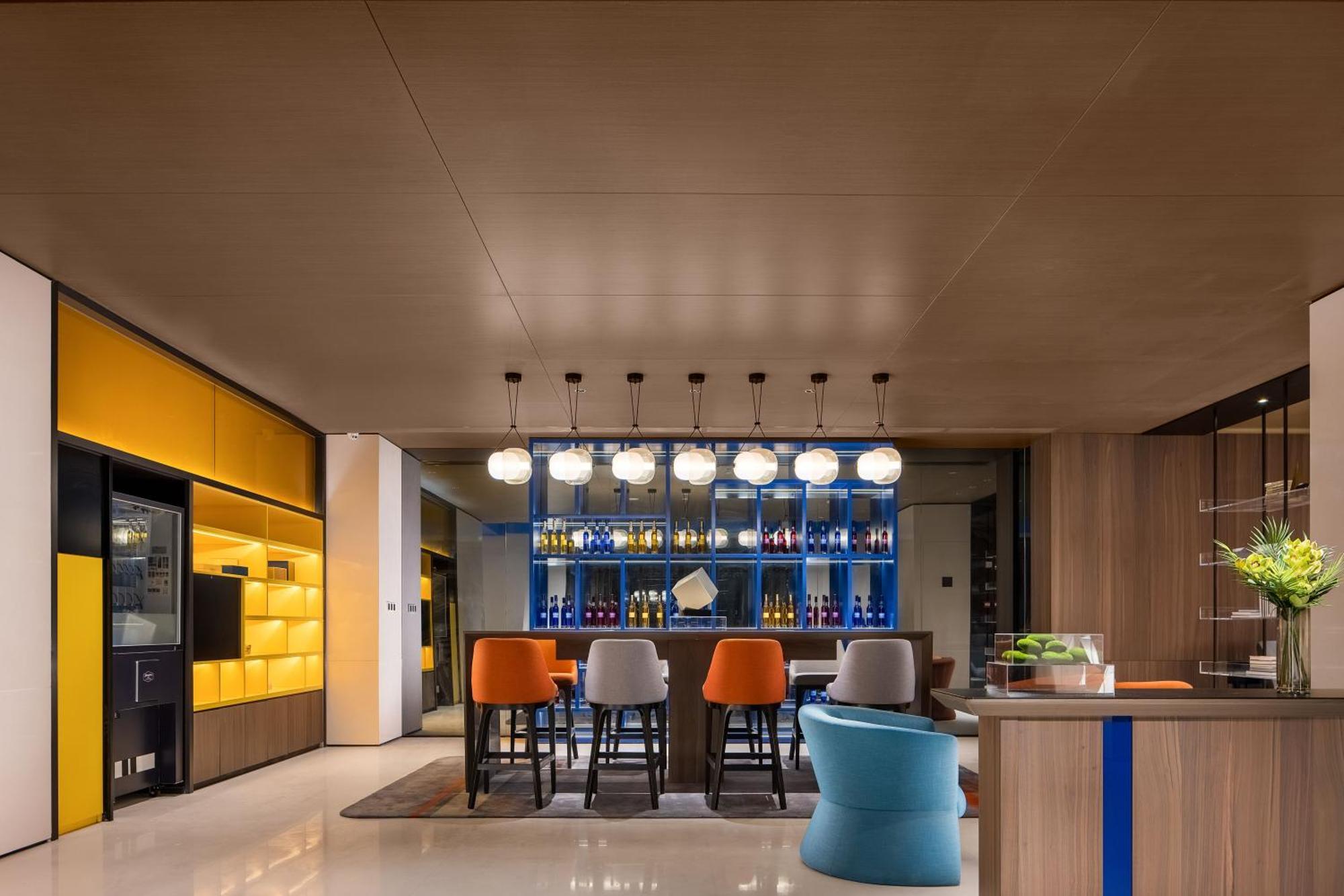 Hampton By Hilton Luoxi Hotel