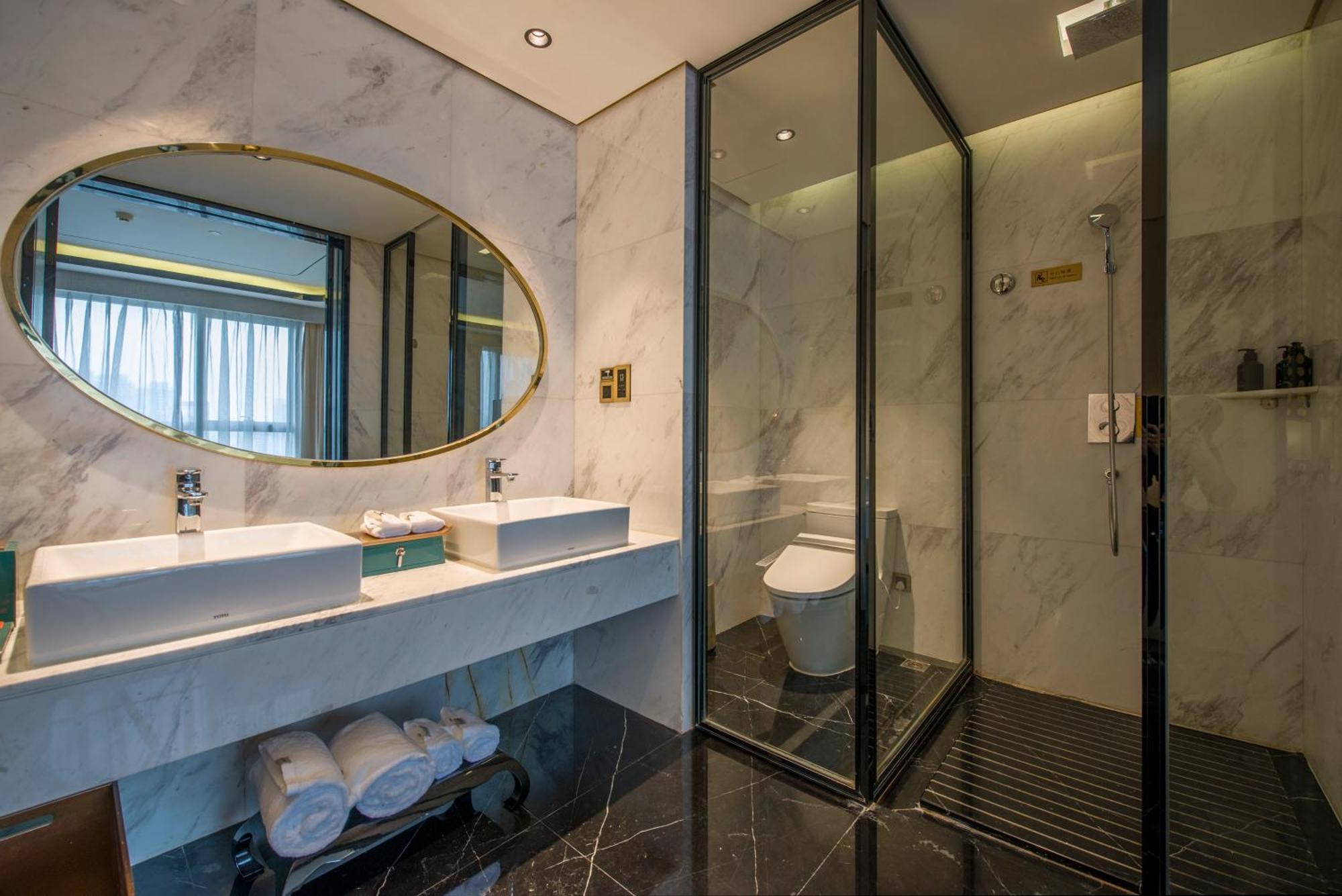 Atour S Beijing Road Tianzi Wharf 4*