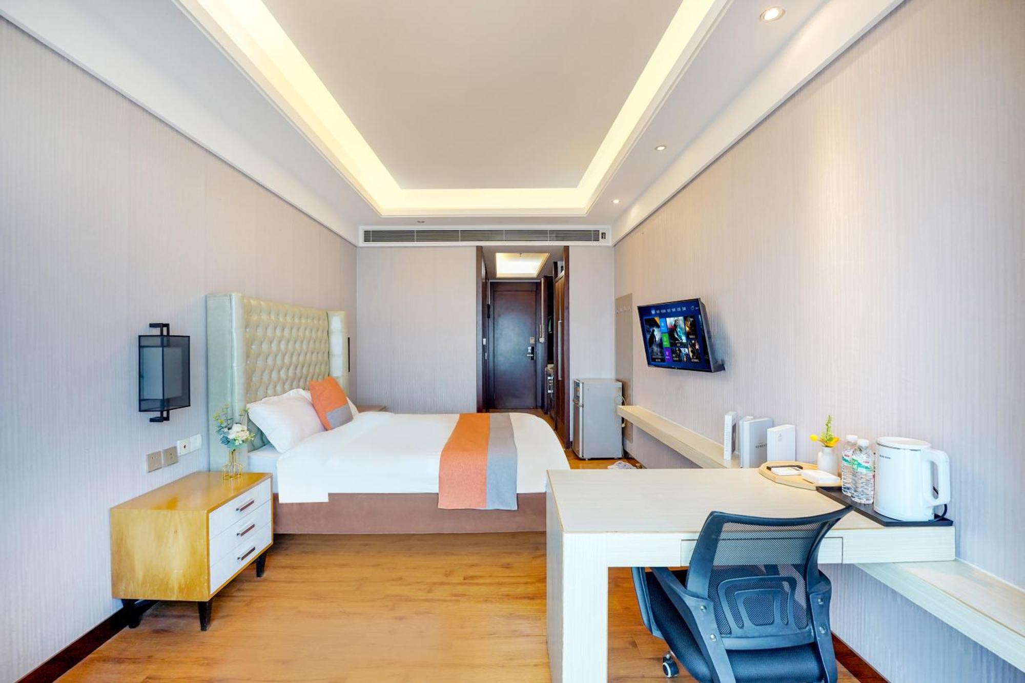 Ht Legend Changgang Metro Station Exit F -direct To Fair 3* Guangzhou