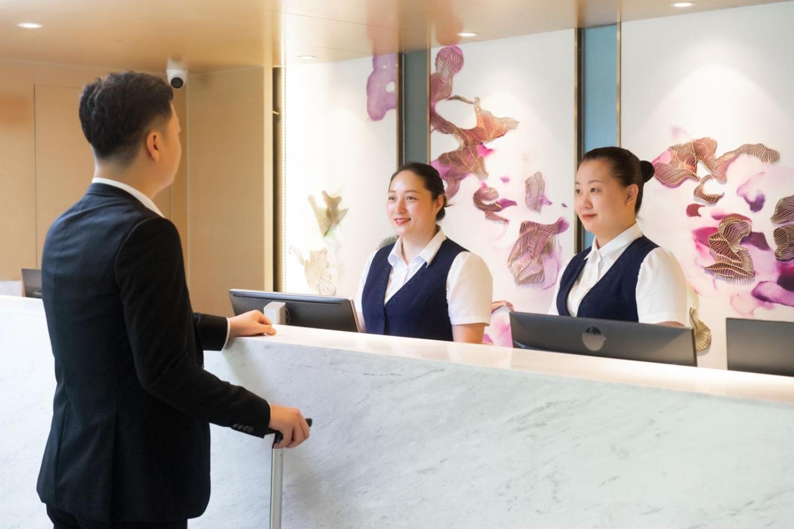 Hotel Baiyun Airport Yunzhi Near Terminal One - Complimentary Shuttle Bus Between To Fair Complex During Fair Guangzhou