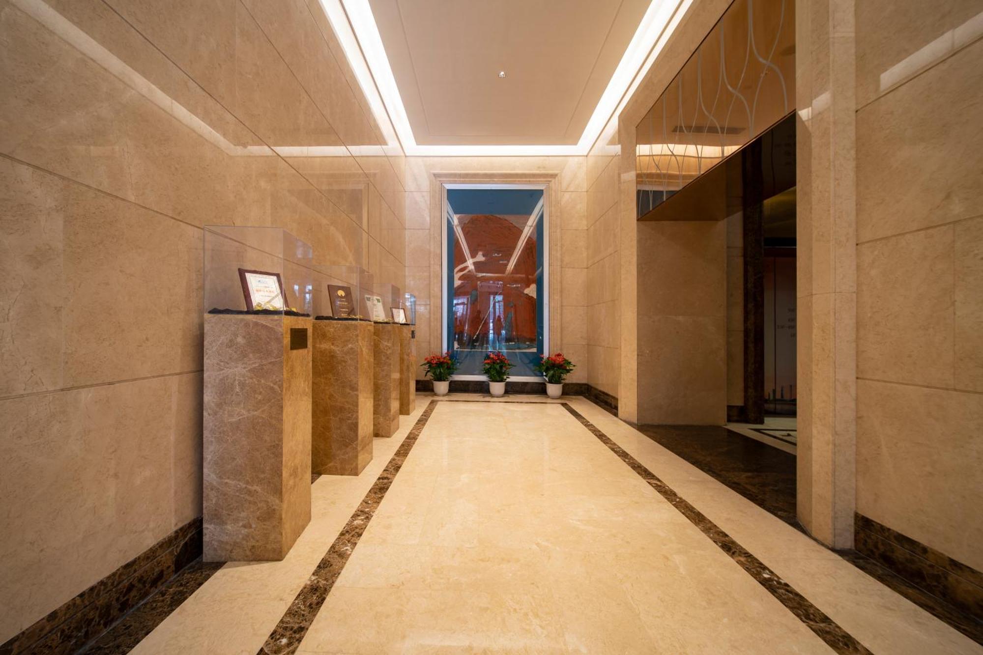 Hotel Xingyin Cloudy Changgang Subway Station - Free Shuttle Bus To Fair Complex During Fair Period