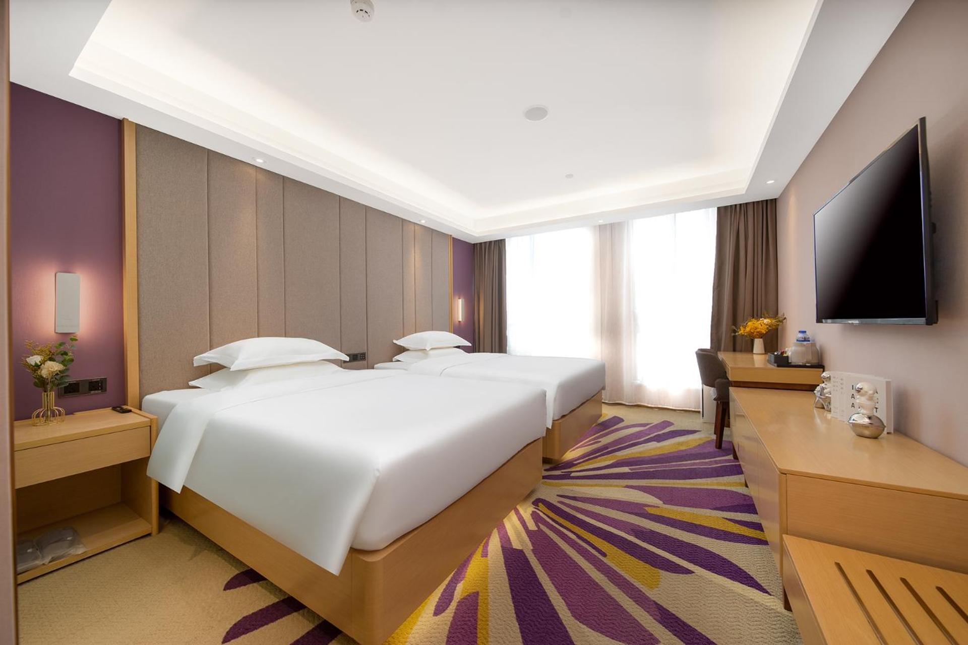 Baiyun Airport Yunzhi Near Terminal One - Complimentary Shuttle Bus Between To Fair Complex During Fair 3*