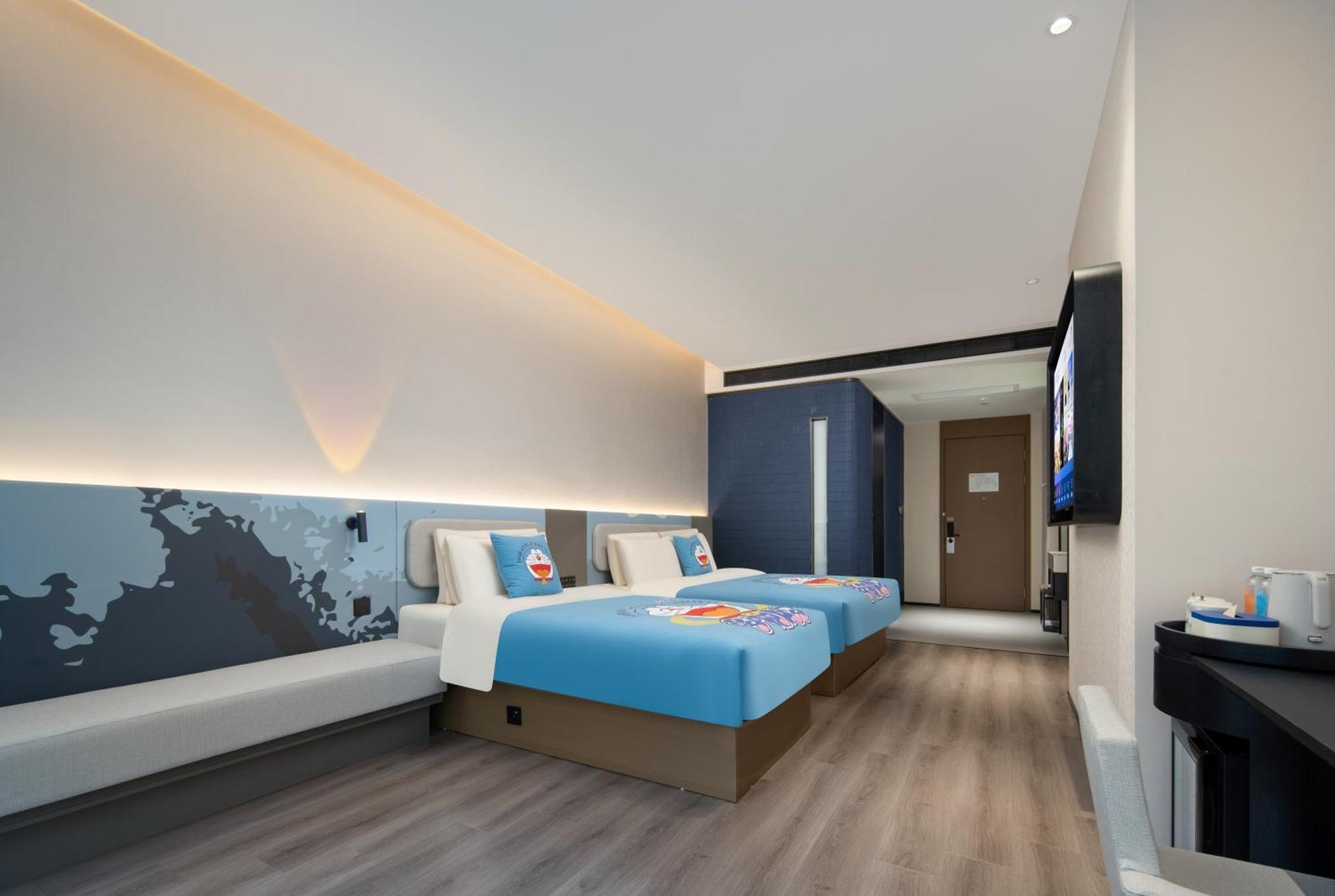Atour Light Pazhou Exhibition Tower Subway Station Hotel