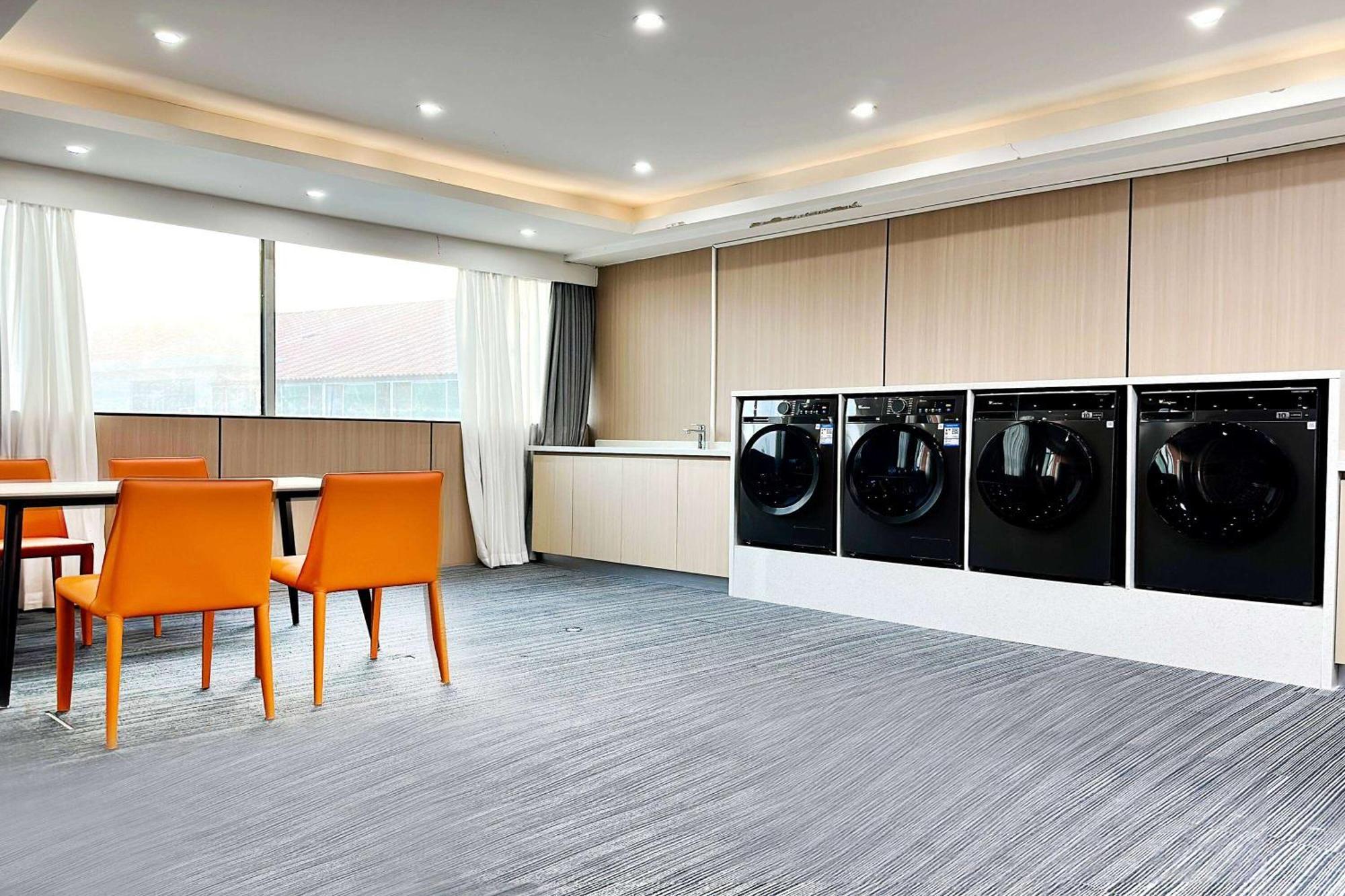 Hotel Hawthorn By Wyndham Baiyun Airport