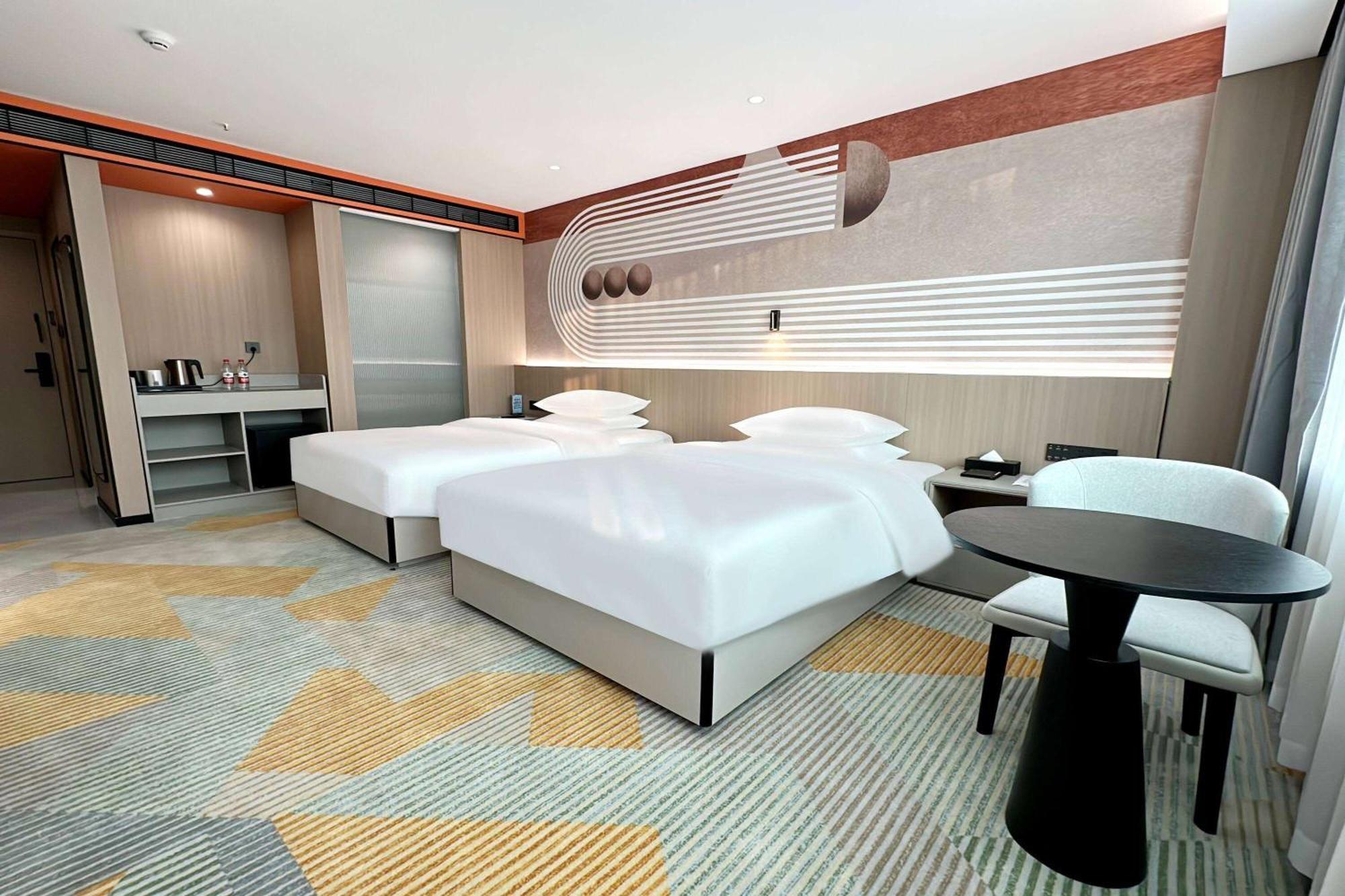 Hotel Hawthorn By Wyndham Baiyun Airport Guangzhou