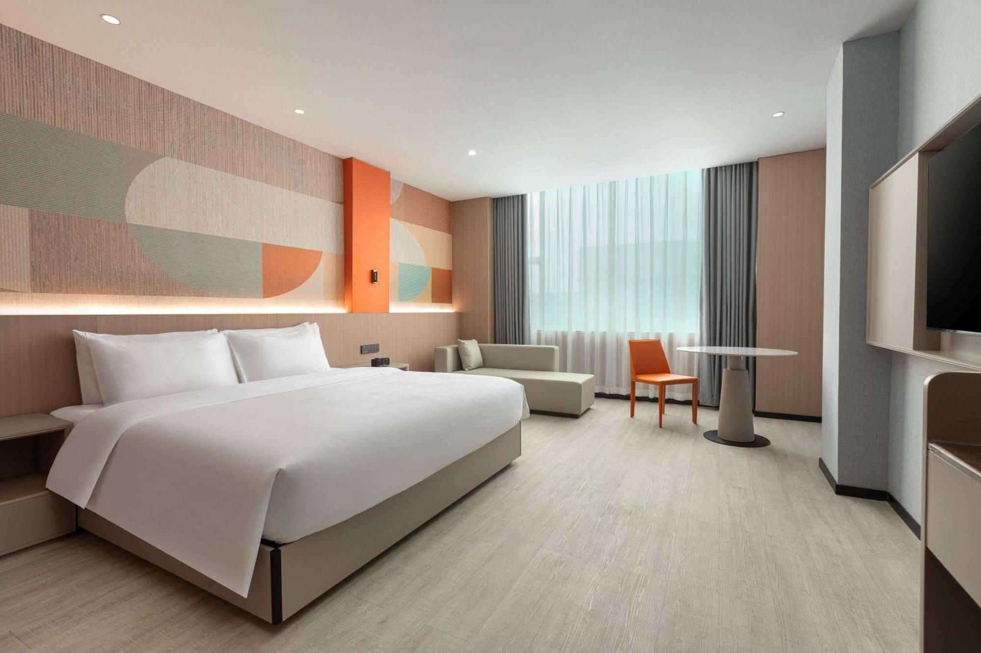Hawthorn By Wyndham Baiyun Airport Hotel 4*
