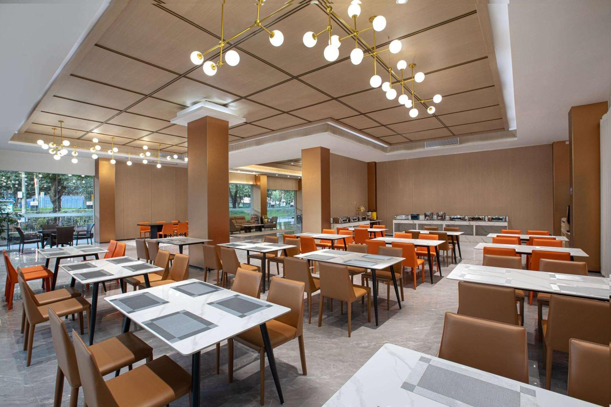 Hawthorn By Wyndham Baiyun Airport Guangzhou