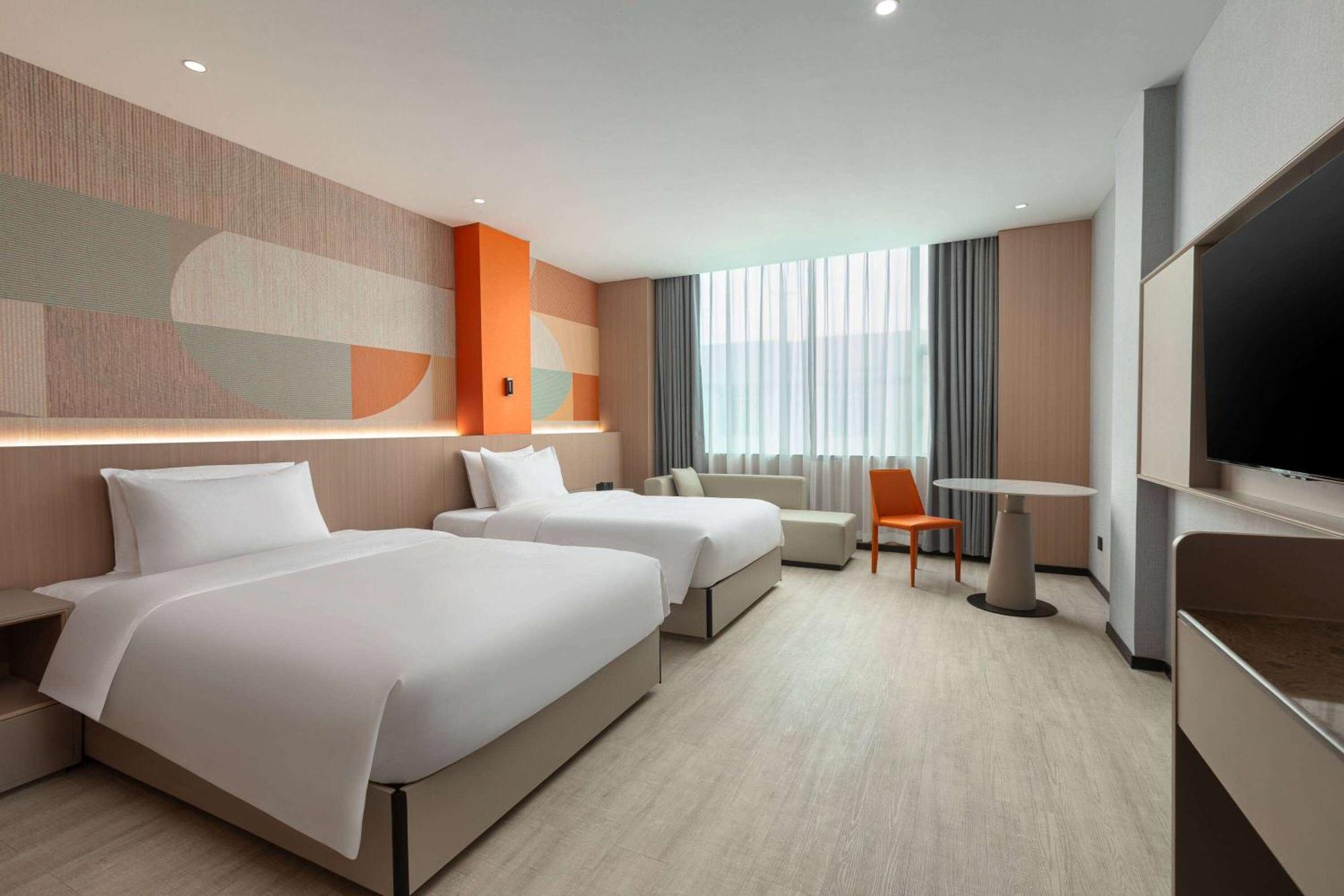 Hotel Hawthorn By Wyndham Baiyun Airport 4*