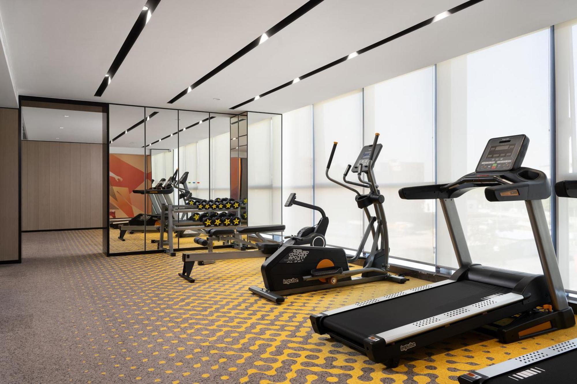 Hampton By Hilton Renhe Baiyun Airport-free Shuttle Bus During The Fair