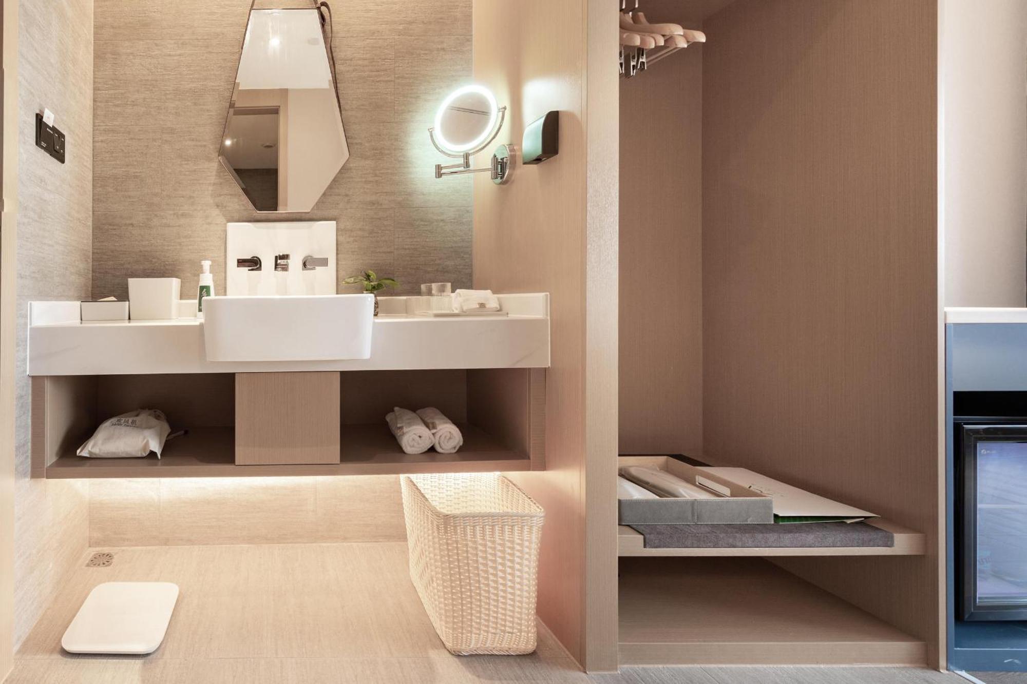 Hotel Atour Panyu Bridge 4*