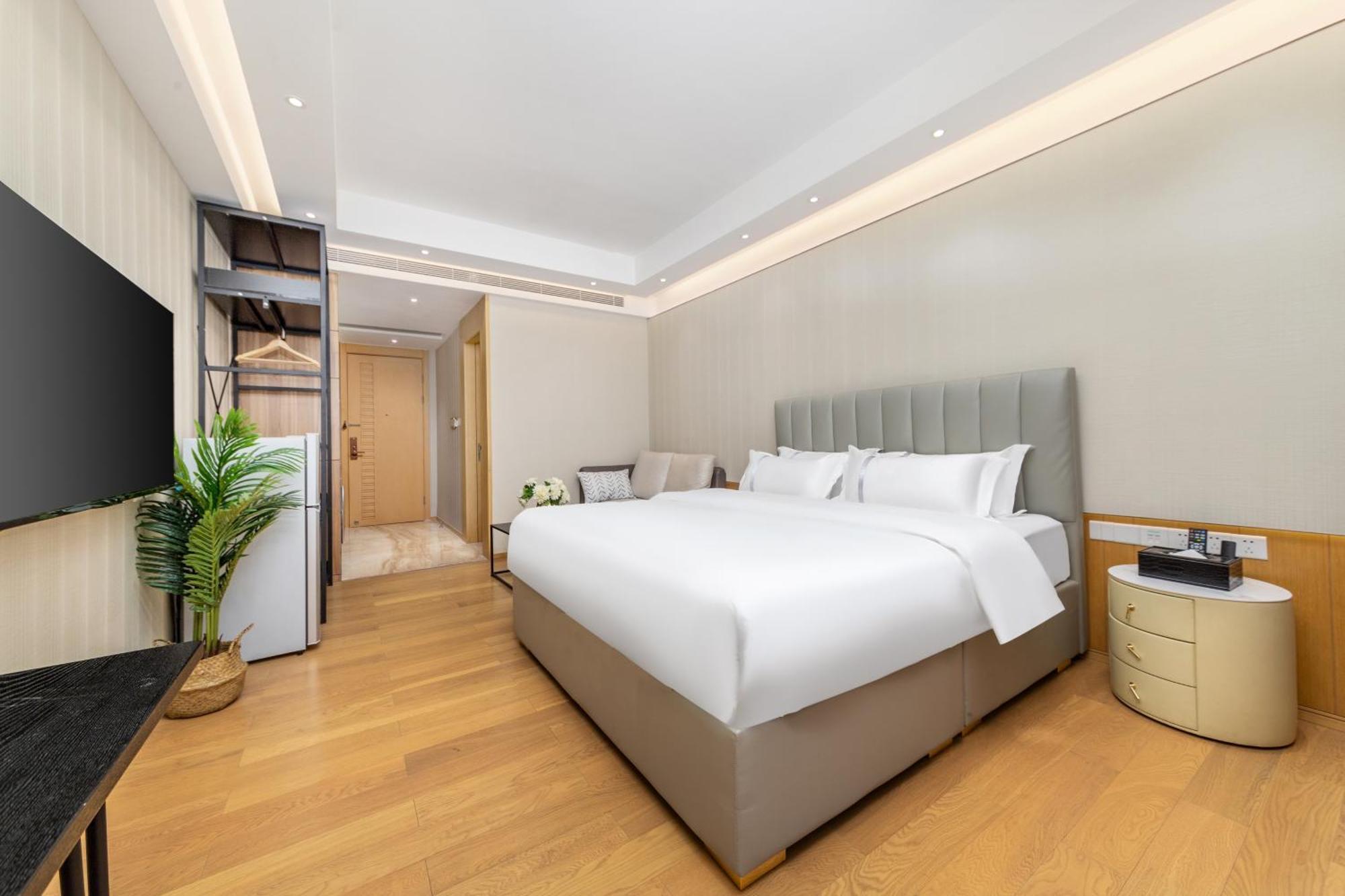 Doria International -guangzhou Huijin Ifc Keyun Road Metro Branch-canton Fair Free Shuttle 3*