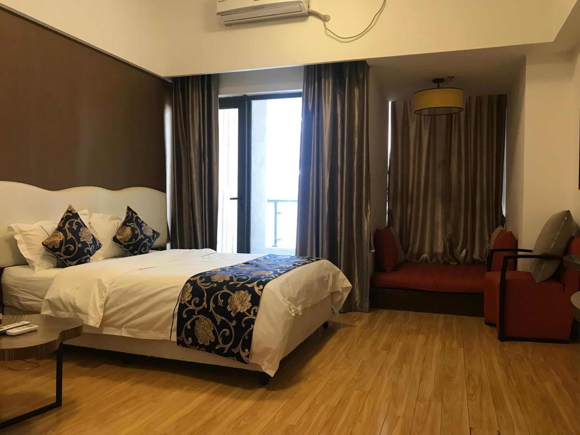 Yunying International Aparthotel Shenzhou Road Metro Exit A Branch - Free Shuttle Bus To Canton Fair Complex During Canton Fair Period Aparthotel Guangzhou