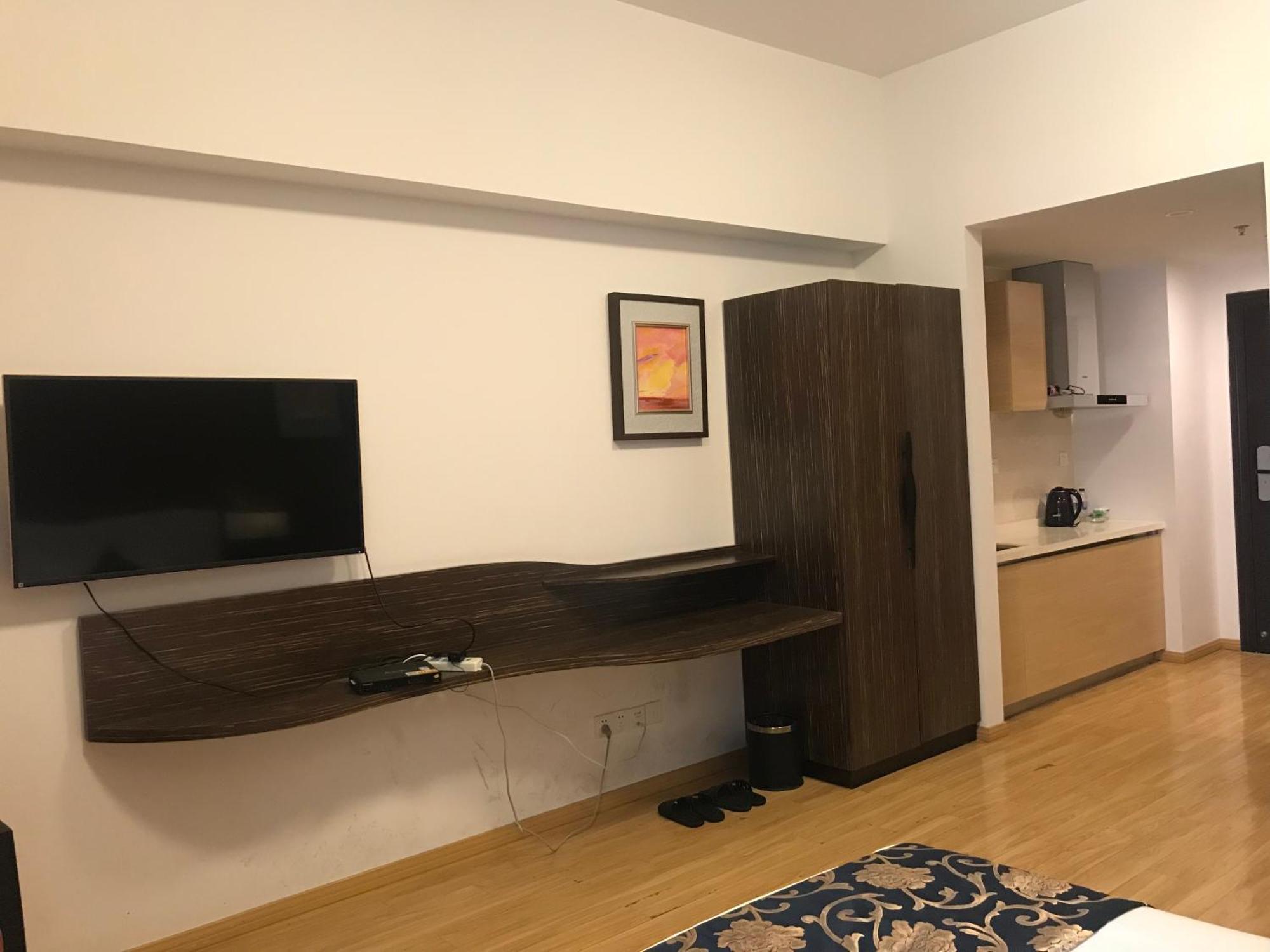 Yunying International Aparthotel Shenzhou Road Metro Exit A Branch - Free Shuttle Bus To Canton Fair Complex During Canton Fair Period Guangzhou