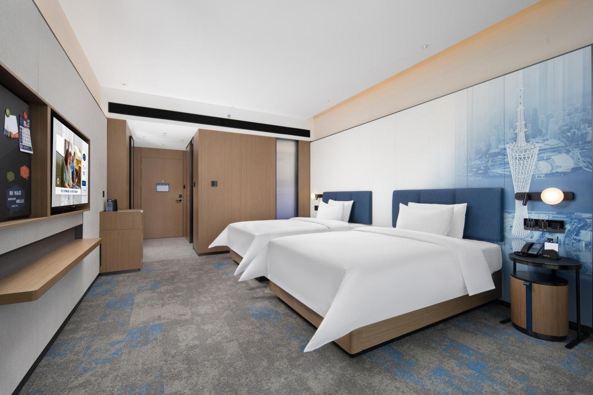 Hampton By Hilton Renhe Baiyun Airport-free Shuttle Bus During The Fair Hotel