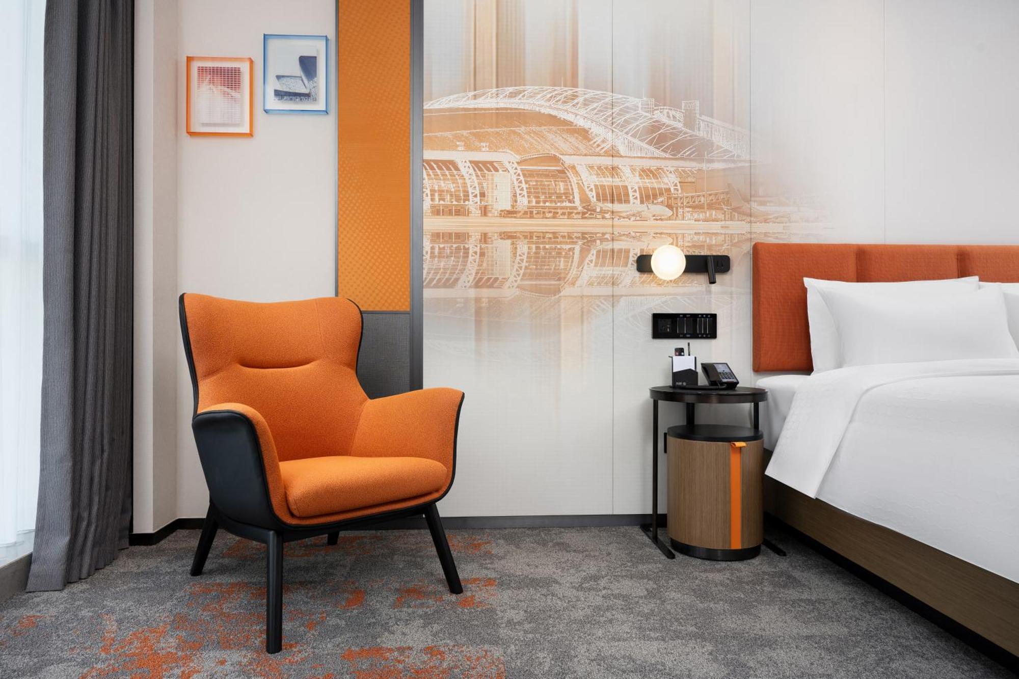 Hampton By Hilton Renhe Baiyun Airport-free Shuttle Bus During The Fair 4* Guangzhou