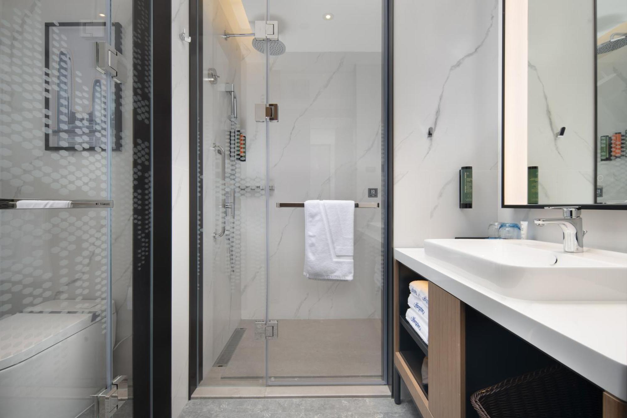 Hampton By Hilton Renhe Baiyun Airport-free Shuttle Bus During The Fair Hotel 4*