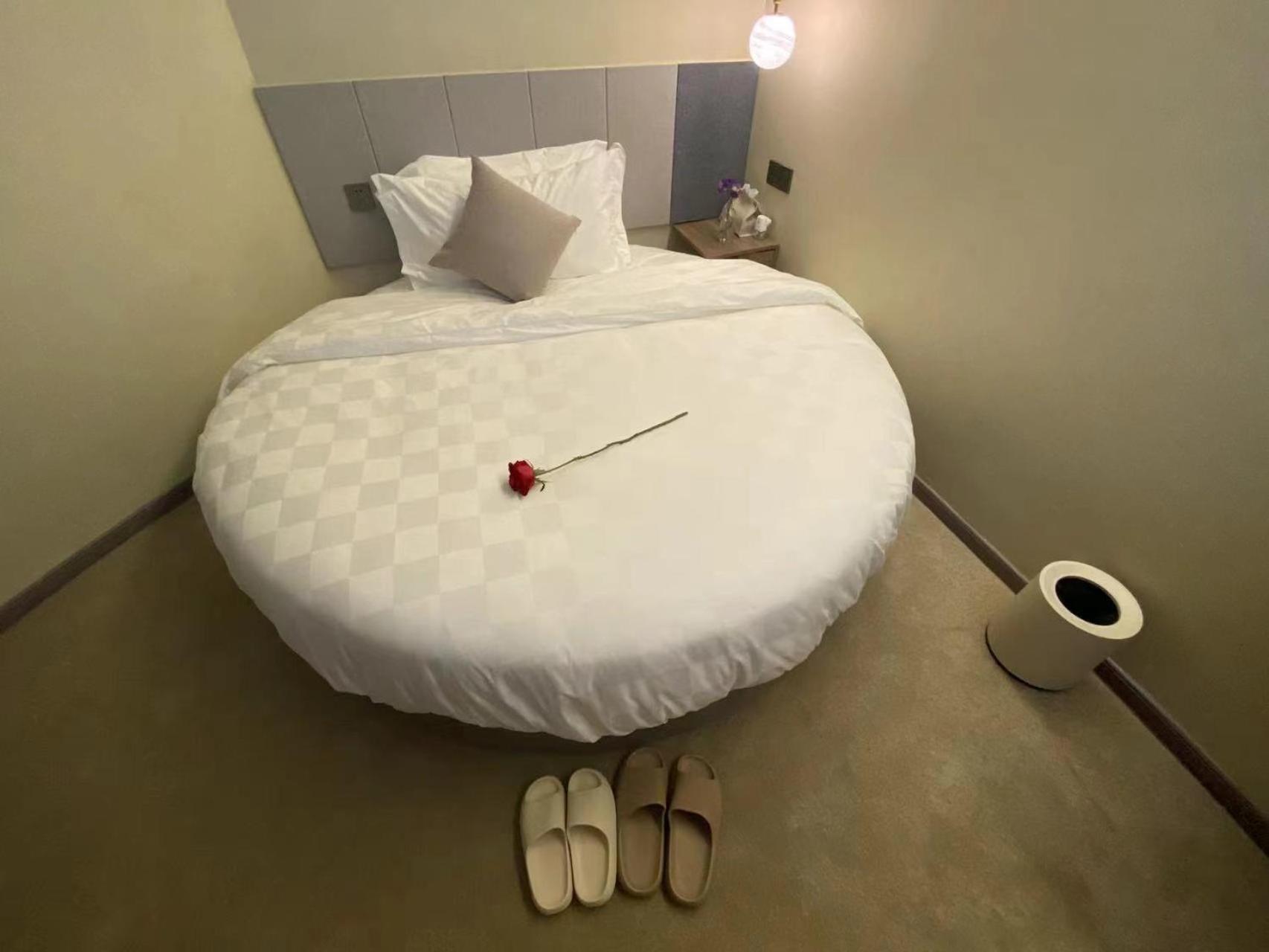 Hotel Puzzle Fenghuang New Village Subway Station Guangzhou